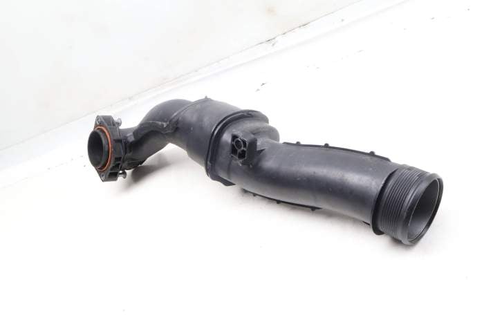 Turbo Intercooler Boost Pipe / Tube 06M145673AT main product photo
