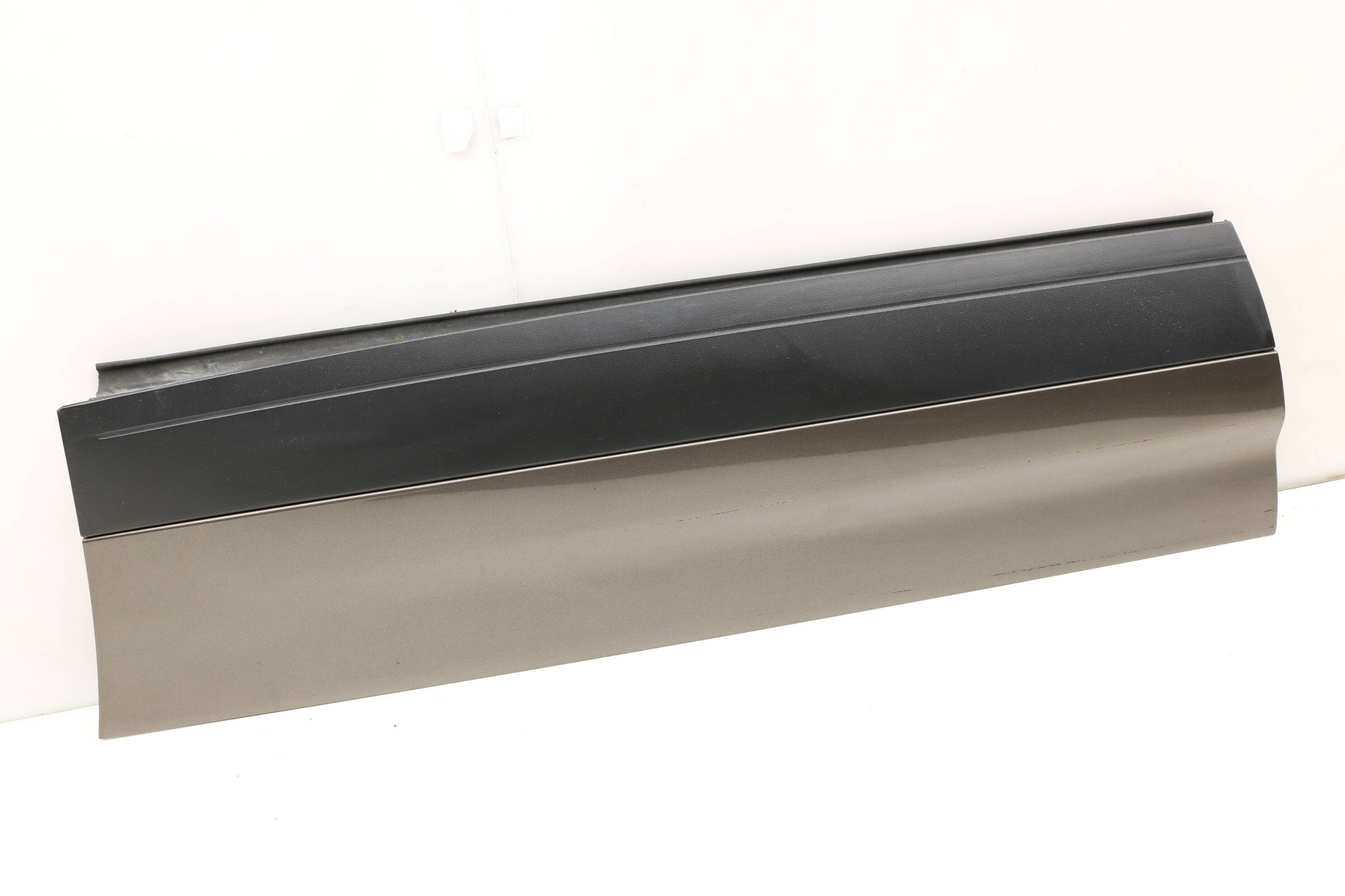 Lower Door Molding / Blade 7P5837787G