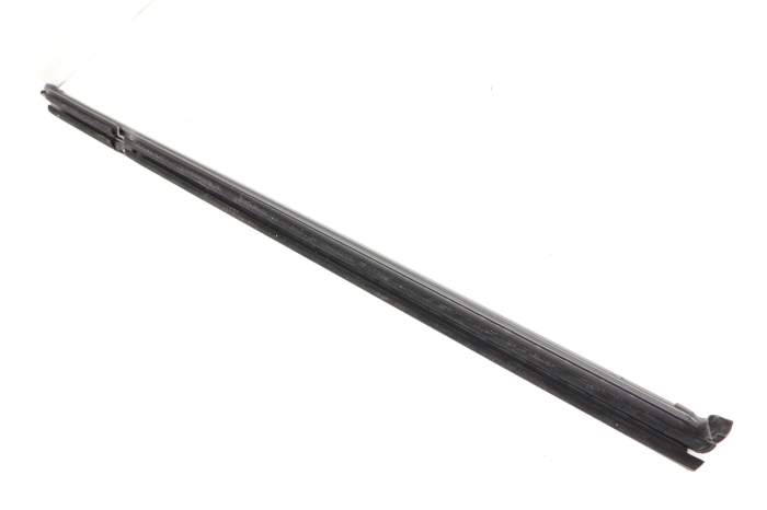 Inner Door / Window Slot Seal 5GM839480C main product photo