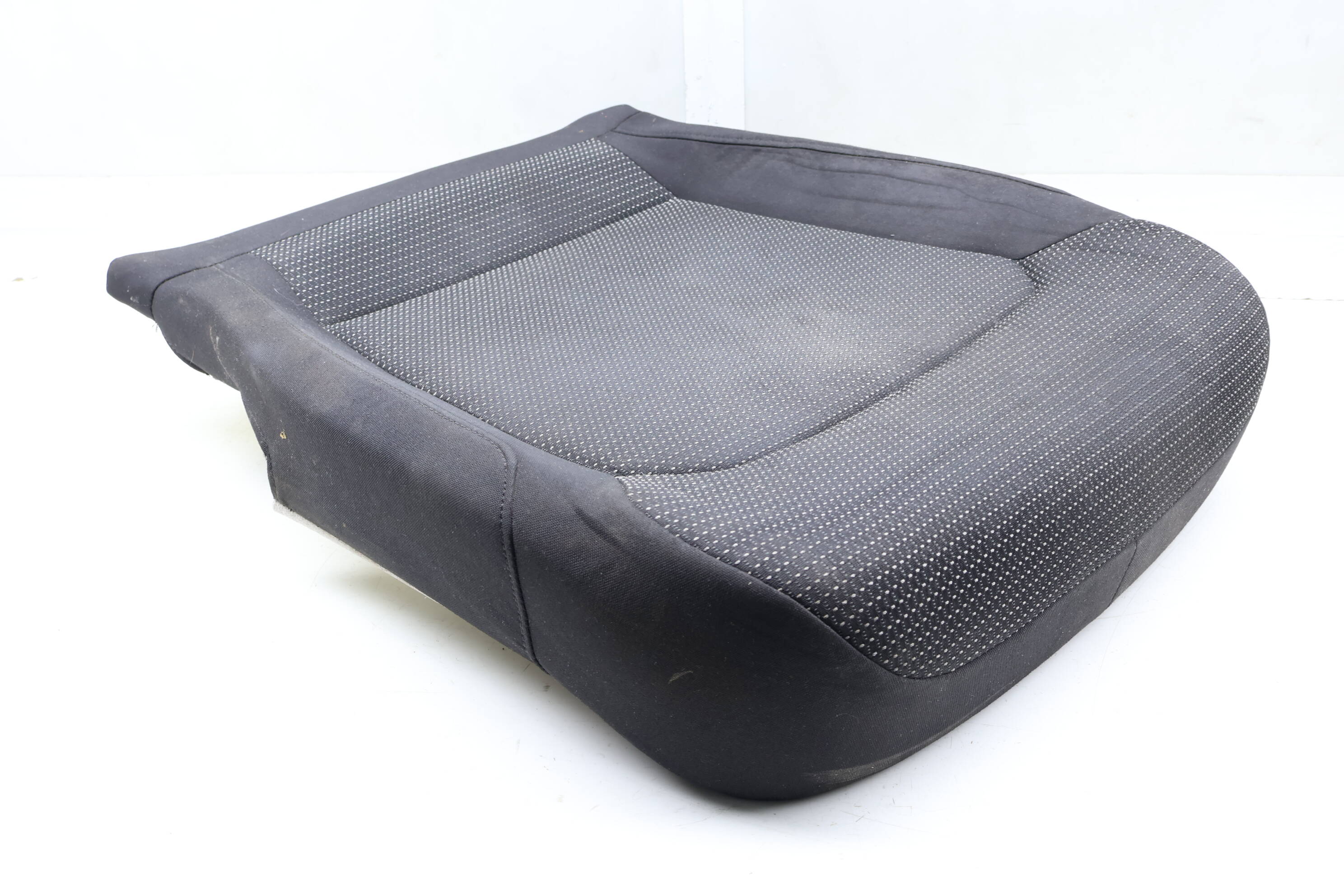 Lower Seat Bottom Cushion (Cloth) 561881405AD