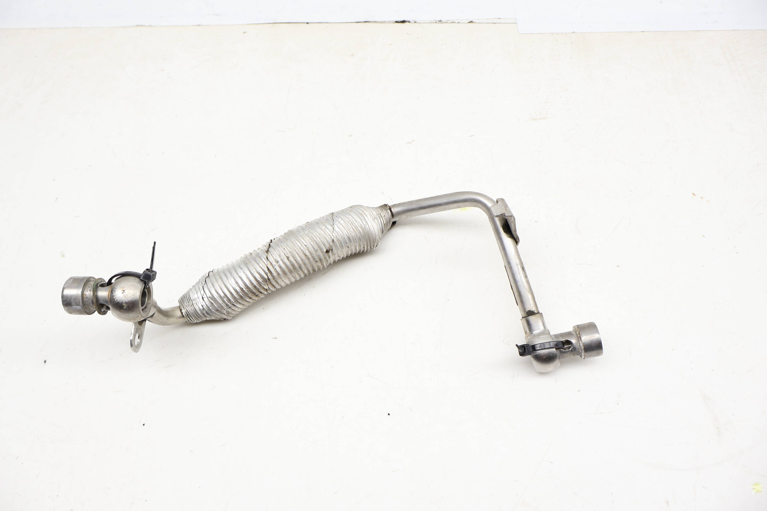 Turbo Coolant Supply Line / Pipe 06J121497H