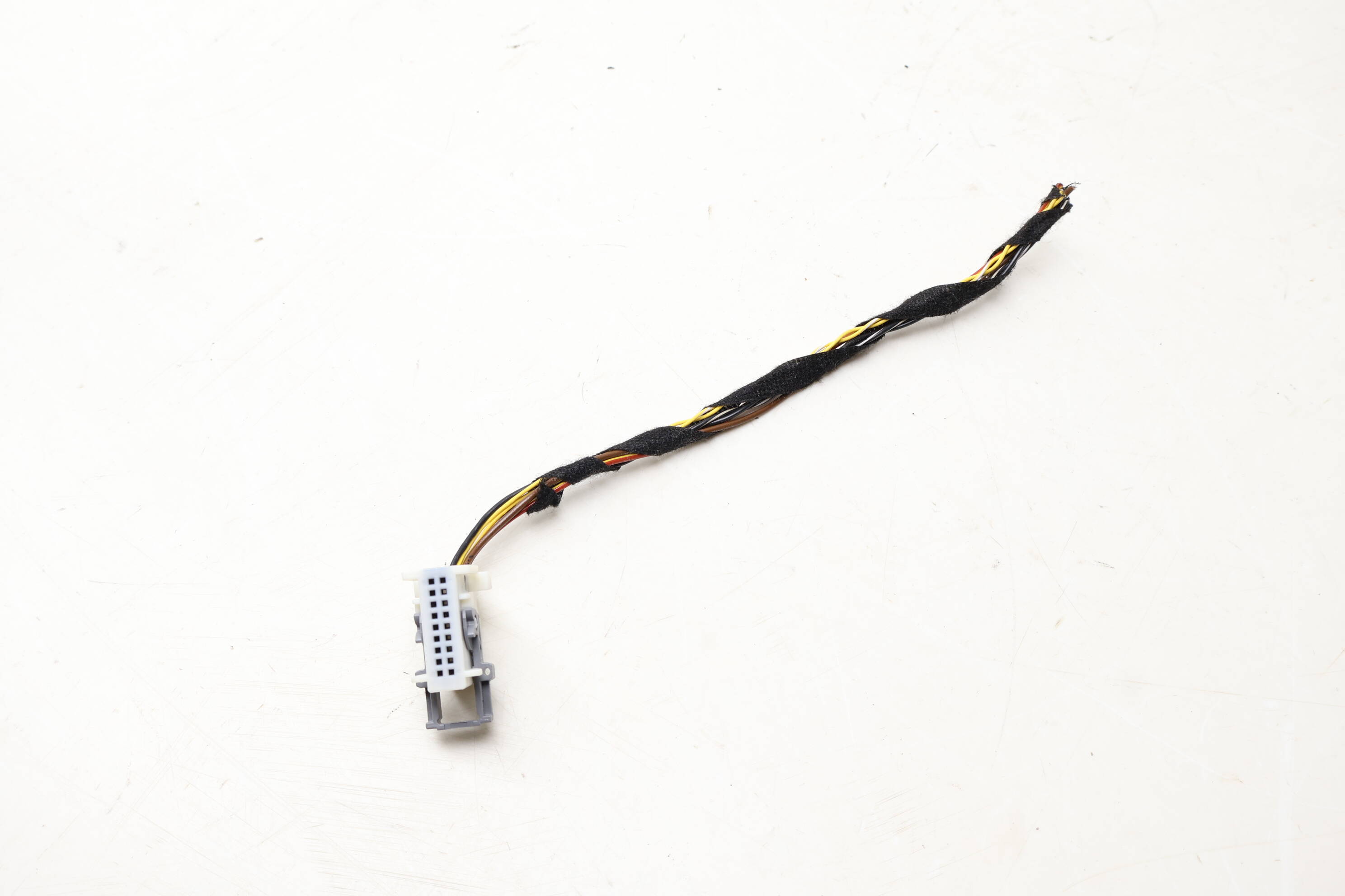 Instrument Cluster Wiring Connector / Pigtail