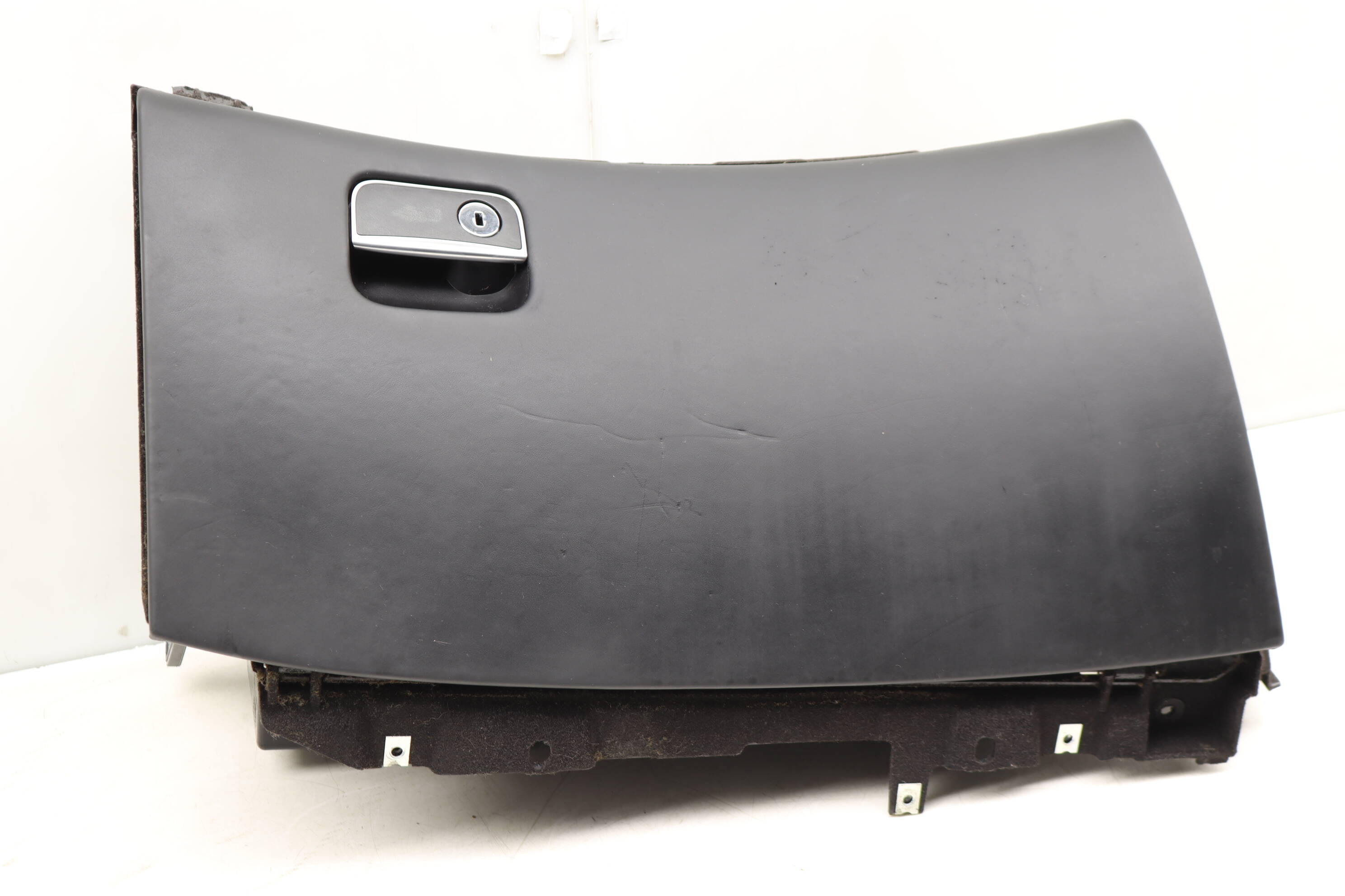 Glove Box / Compartment 2226800291