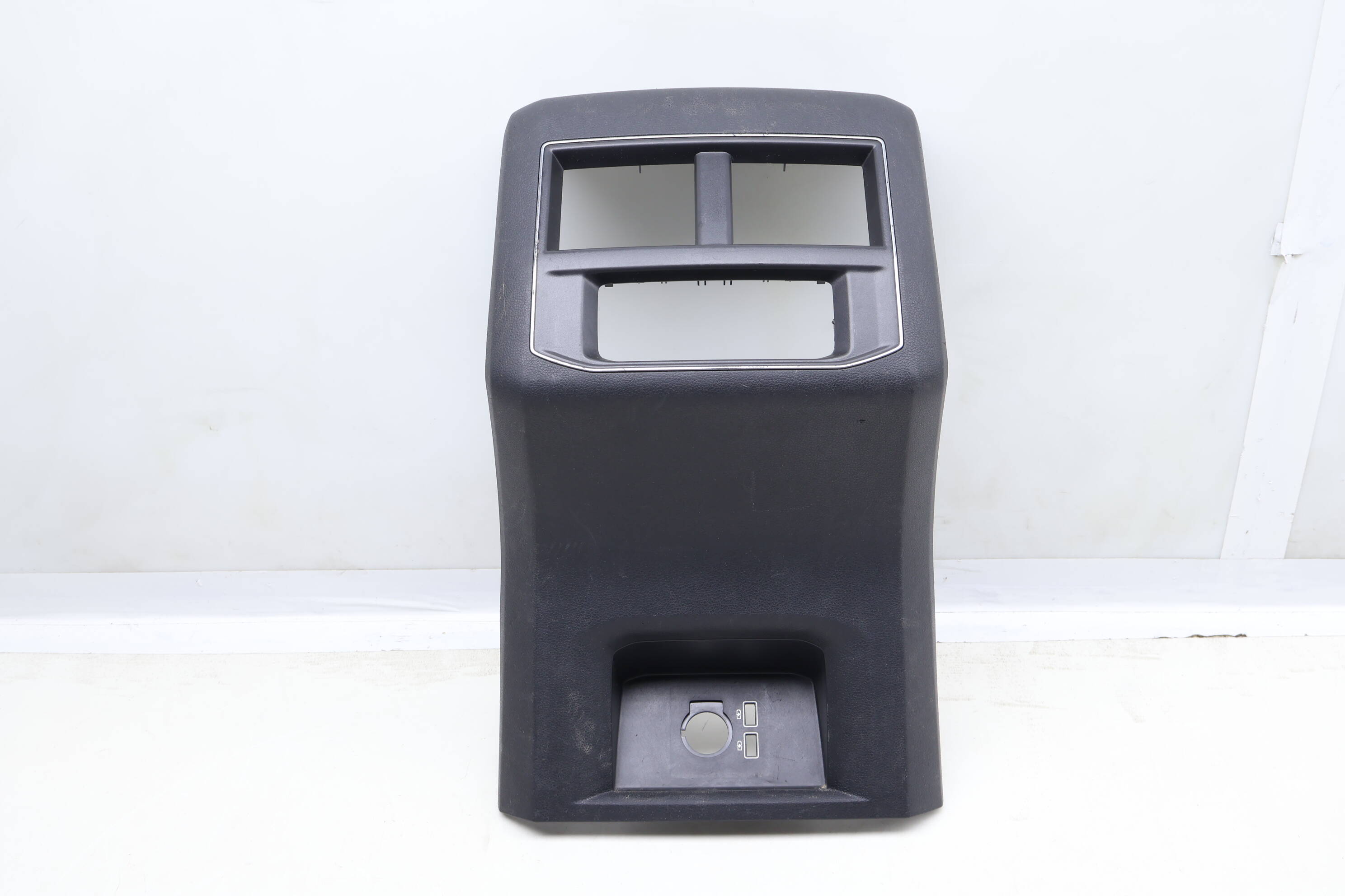 Center Console Air Vent Trim 3CN864298K