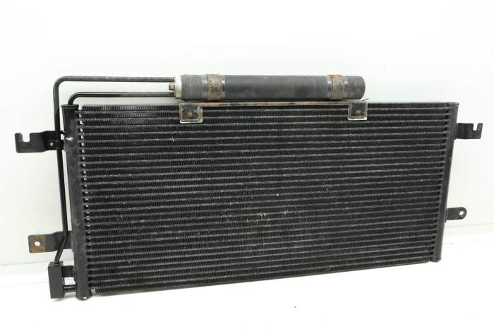 Ac Condenser 7D0820411 main product photo