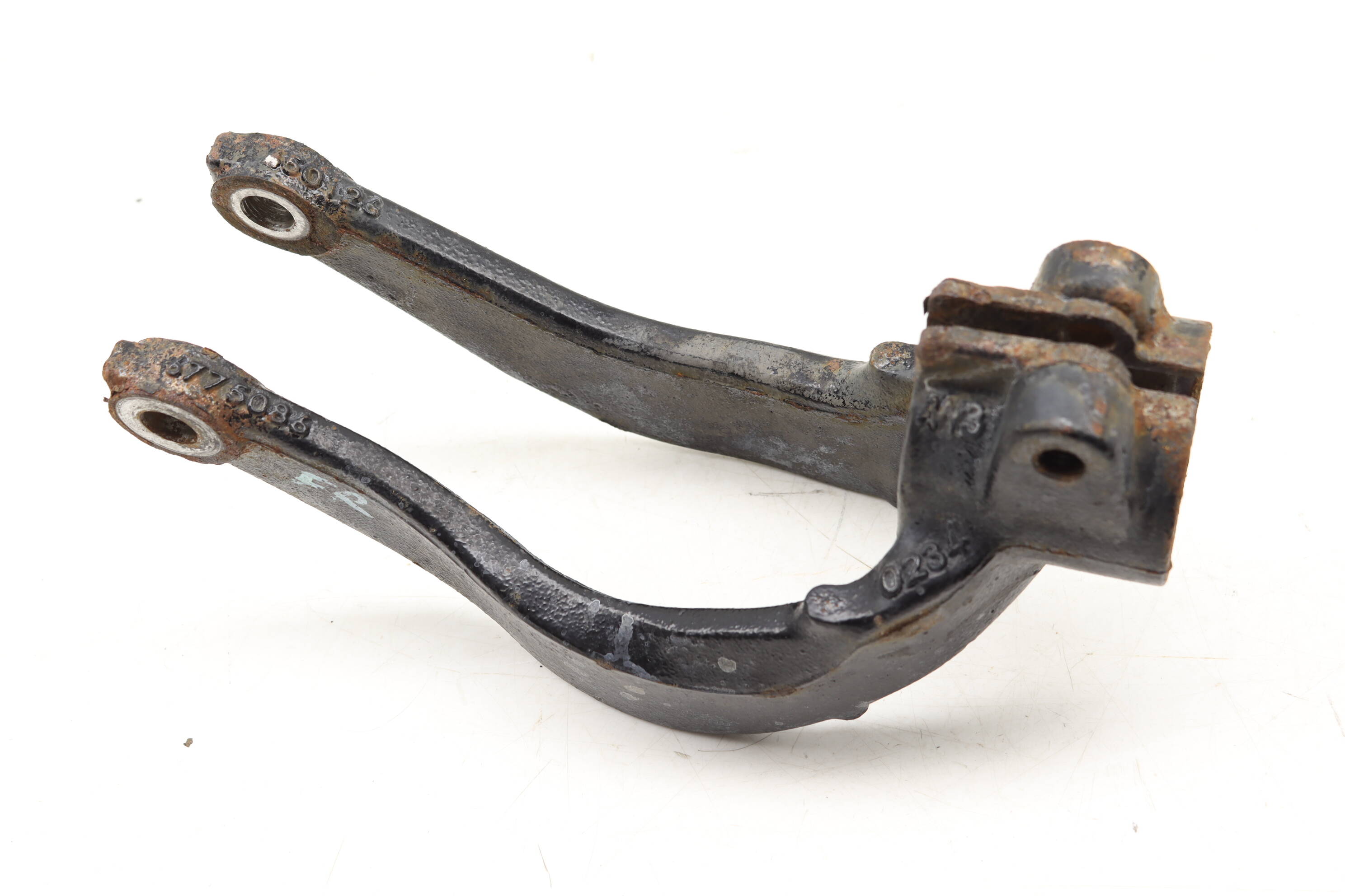 洋服通販 - 新作アイテムを BMW Front Right Strut / Shock Absorber Mount Bracket 31126775086 その他