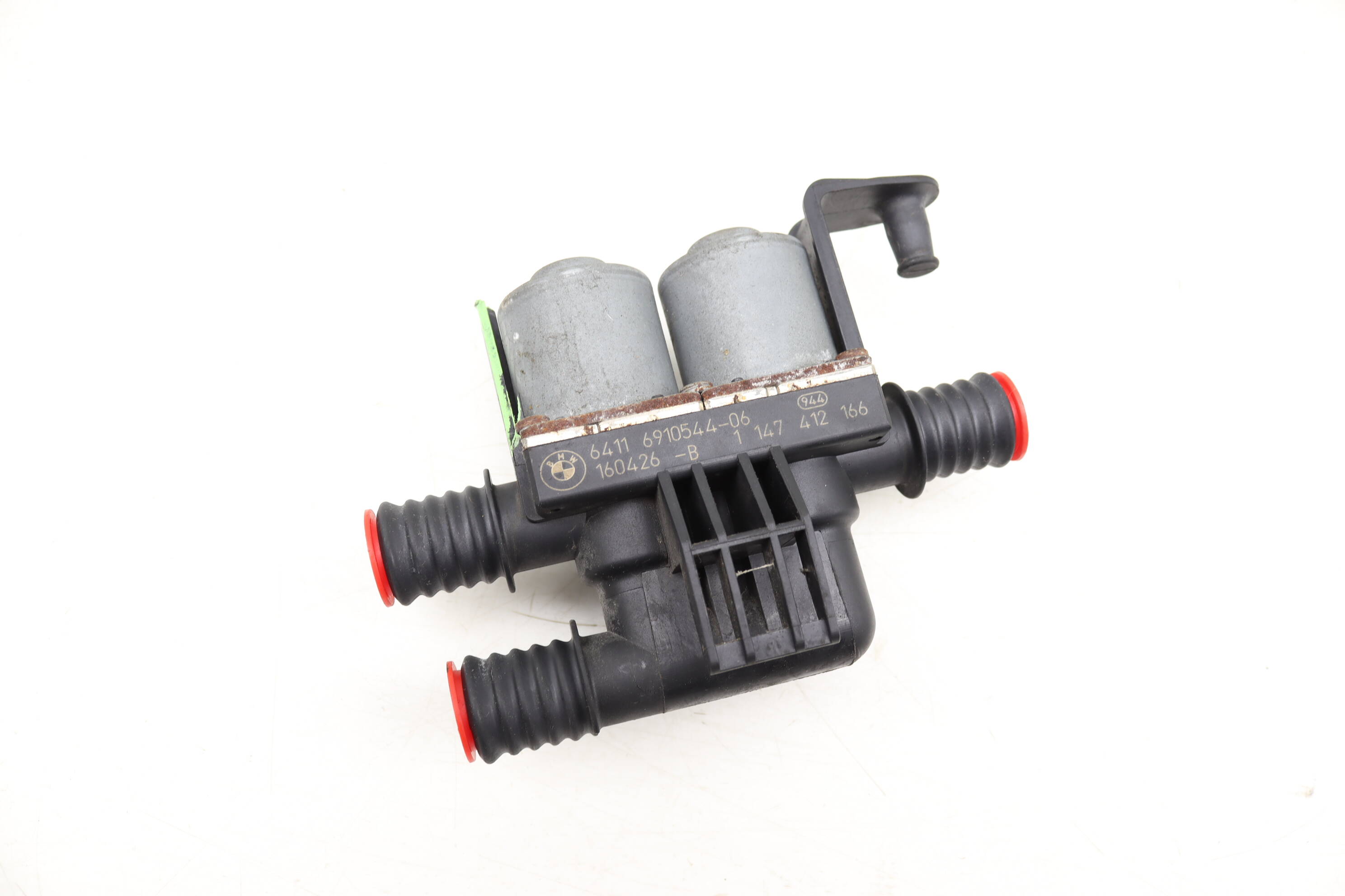 Heater / Water Control Valve 64116910544