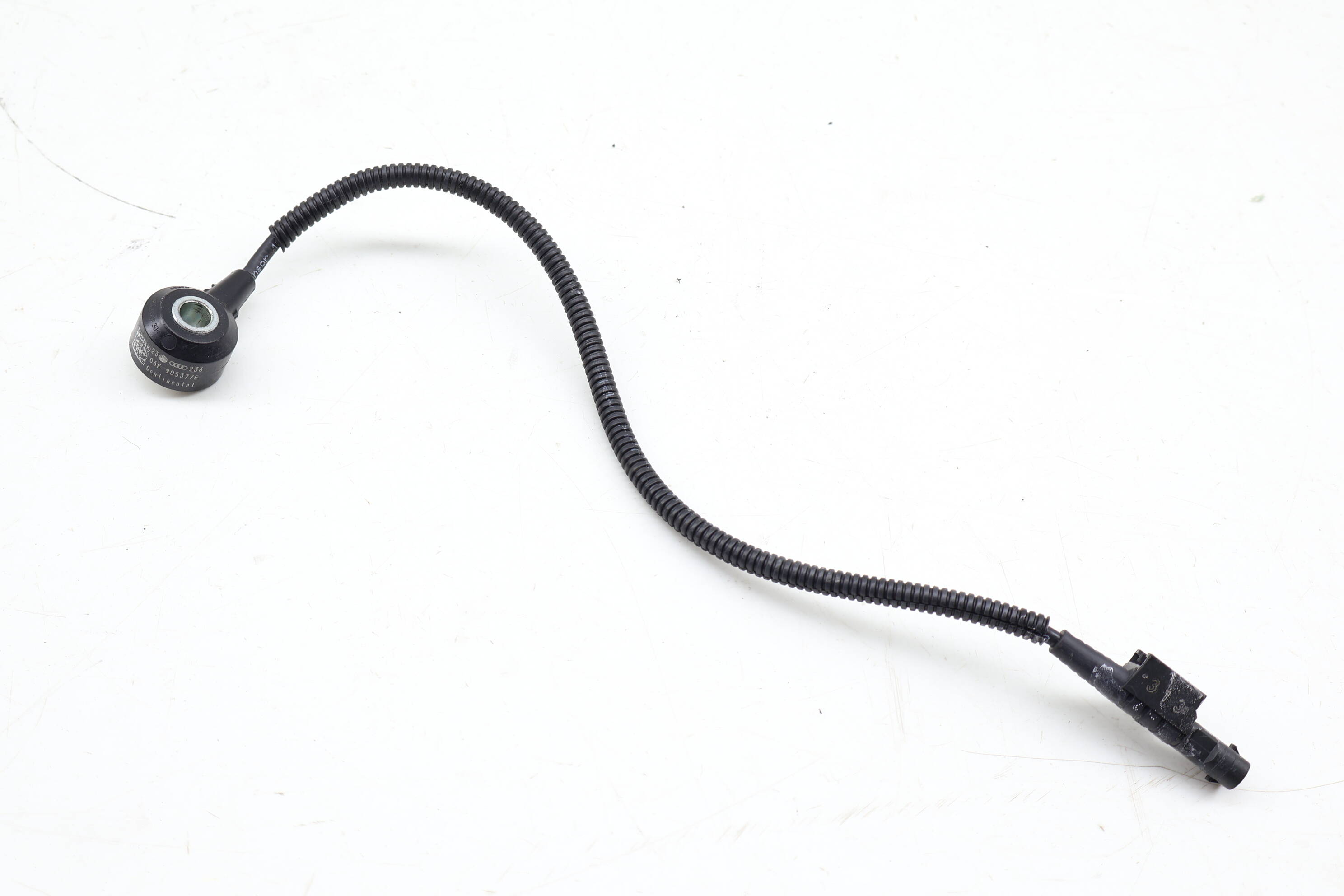 Engine Knock Sensor 06K905377E