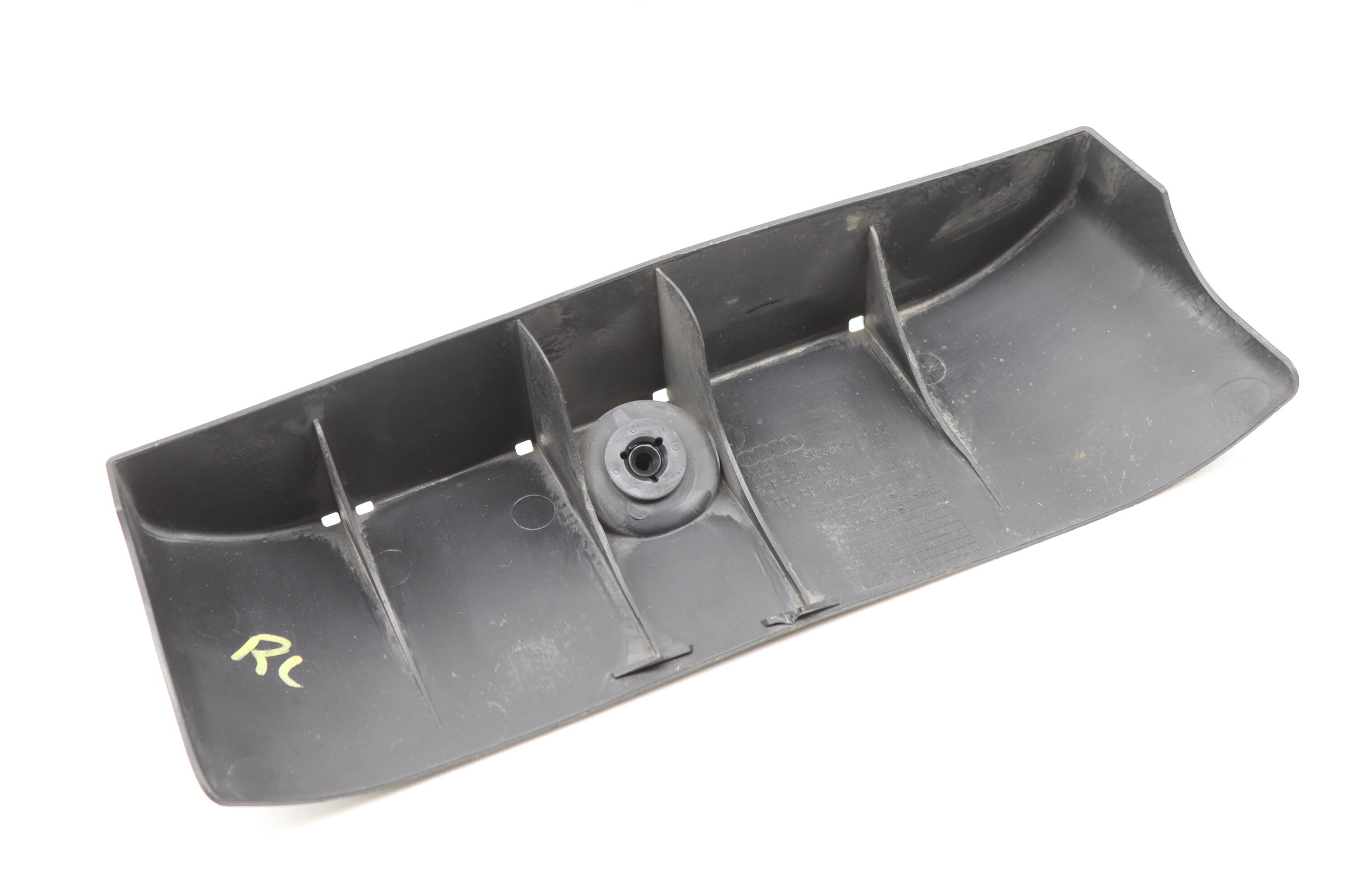 VW Left Rear Underbody Panel Shield / Cover (Tiguan) 5QF825189