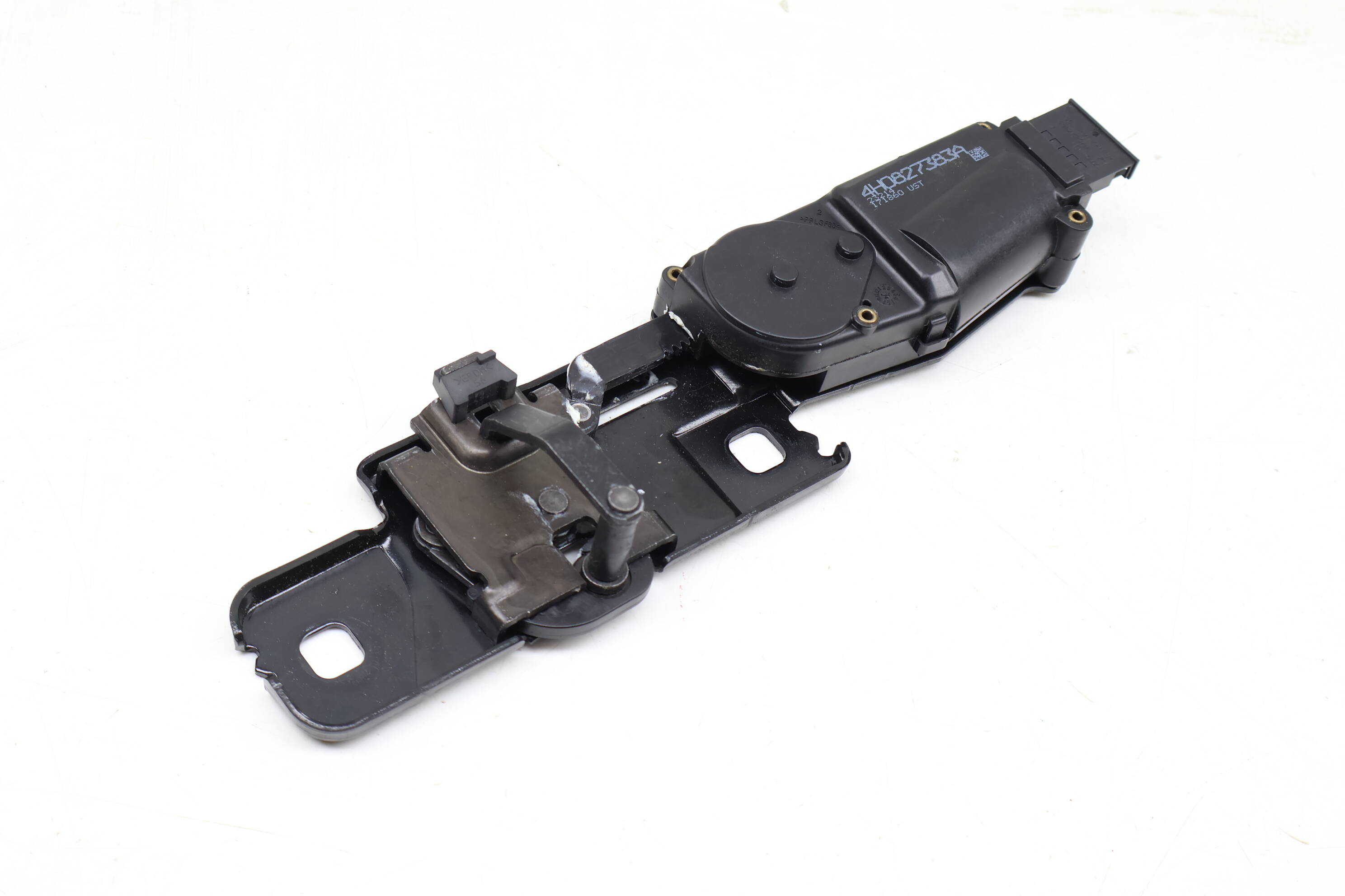 Trunk Latch Striker Plate / Motor 4H0827383A