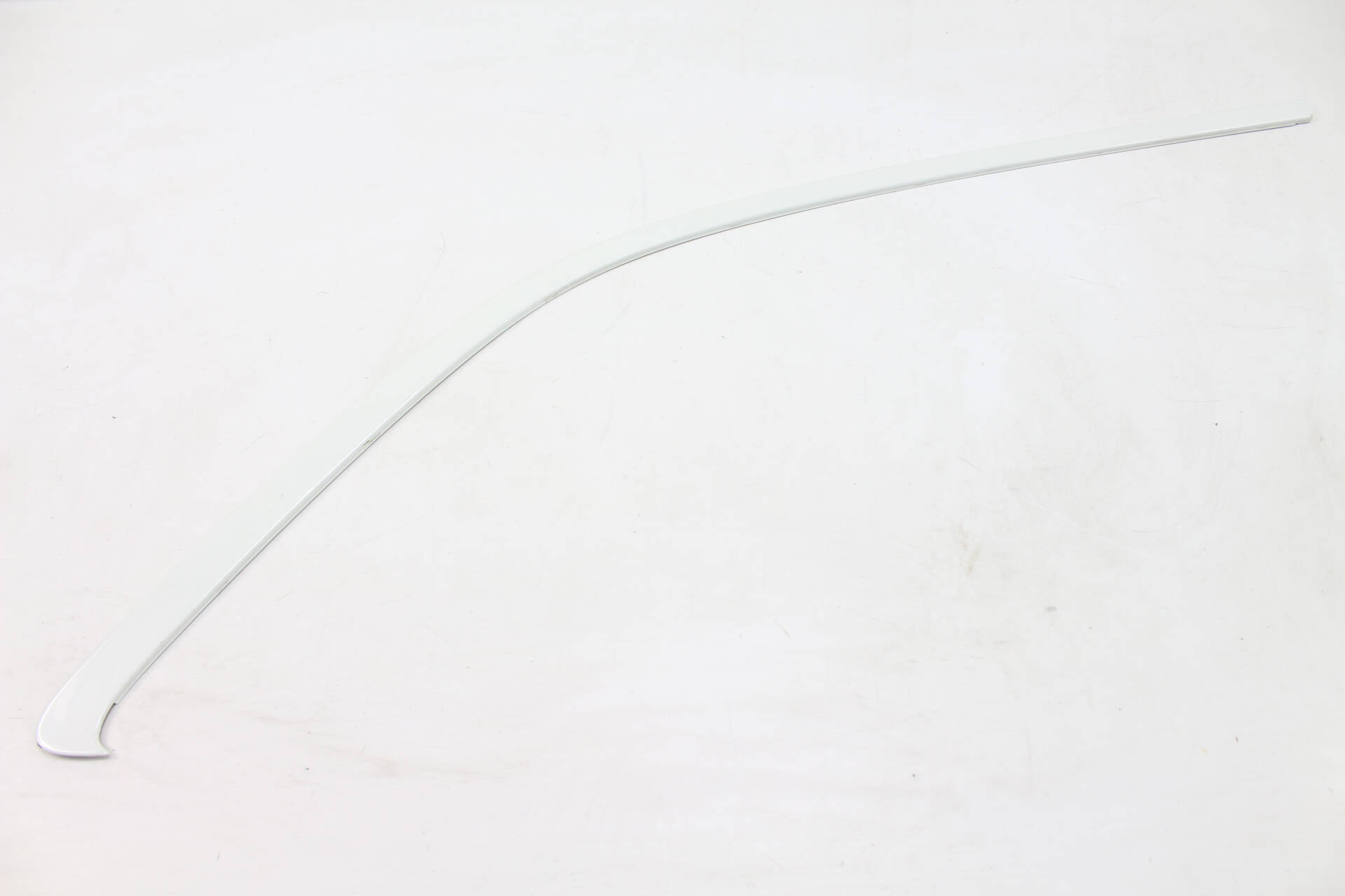 Side Window Glass Molding Trim 4L0853084B