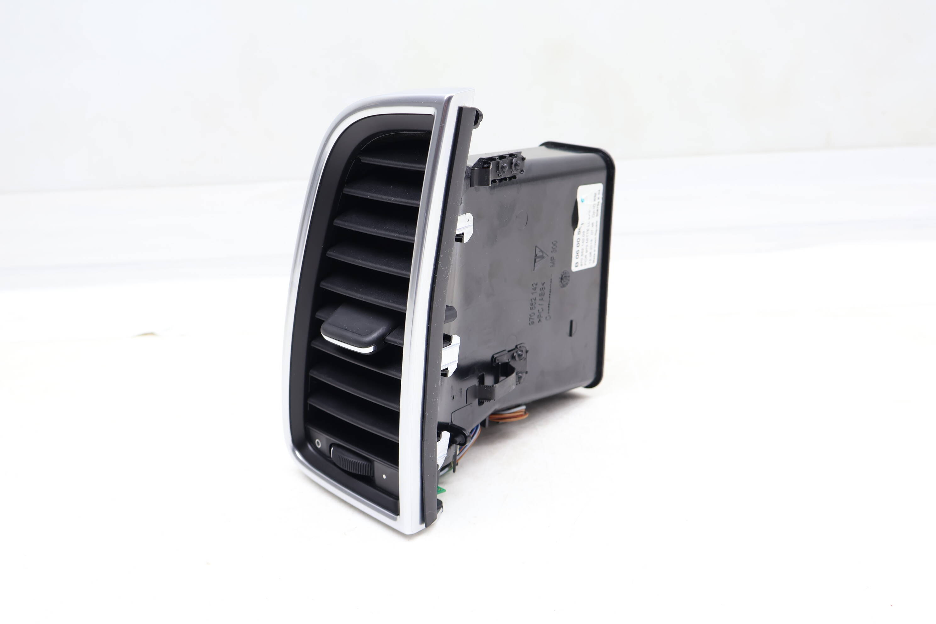 Center Dash Air Vent 97055214203