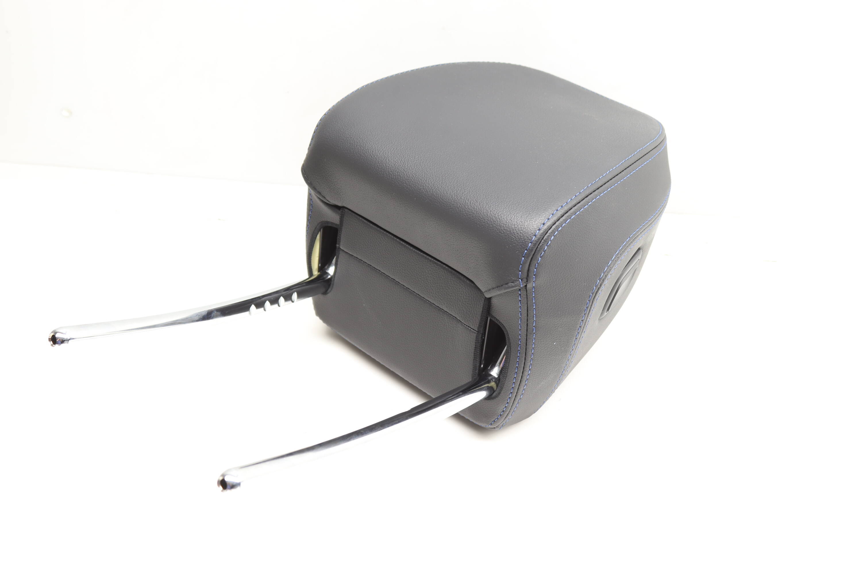 Seat Headrest / Head Rest 52108089765