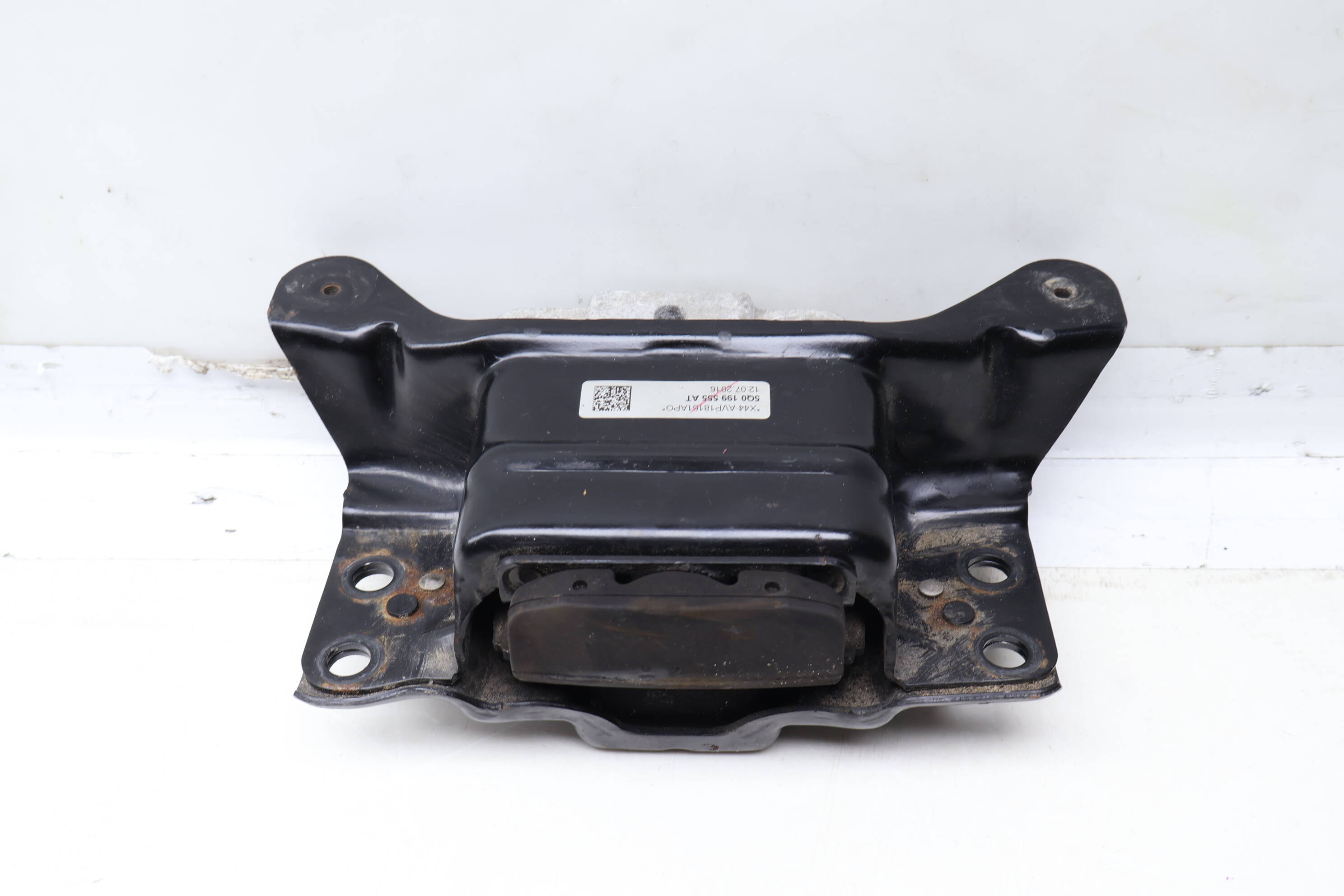 Engine / Transmission Mount 5Q0199555AT