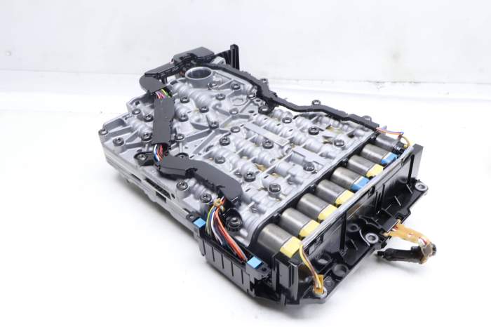Audi Transmission Valve Body / Mechatronic (Shp) 8W0927158C Audi Transmission Valve Body / Mechatronic (Shp) 8W0927158C