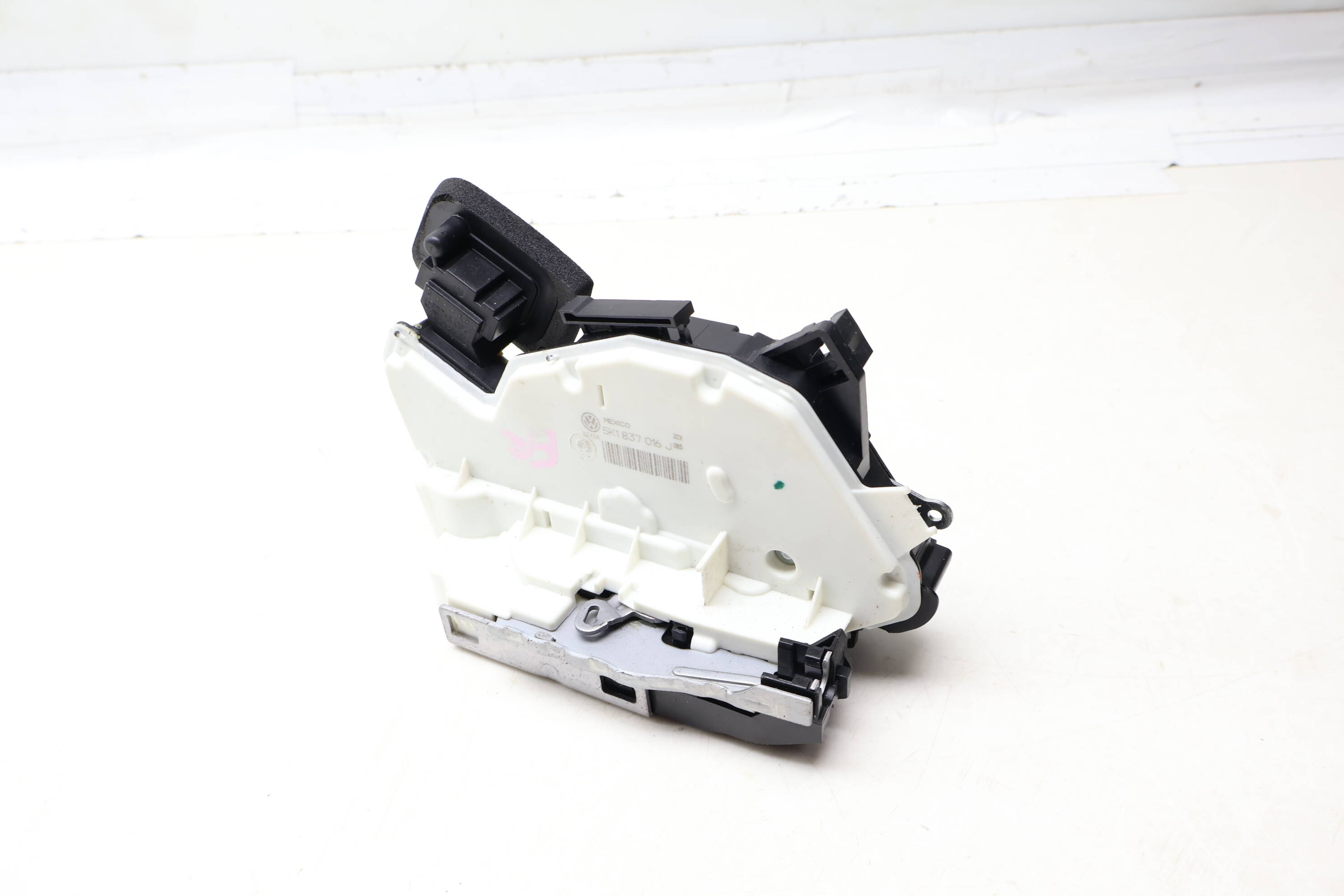 Door Latch / Lock Actuator 5K1837016J