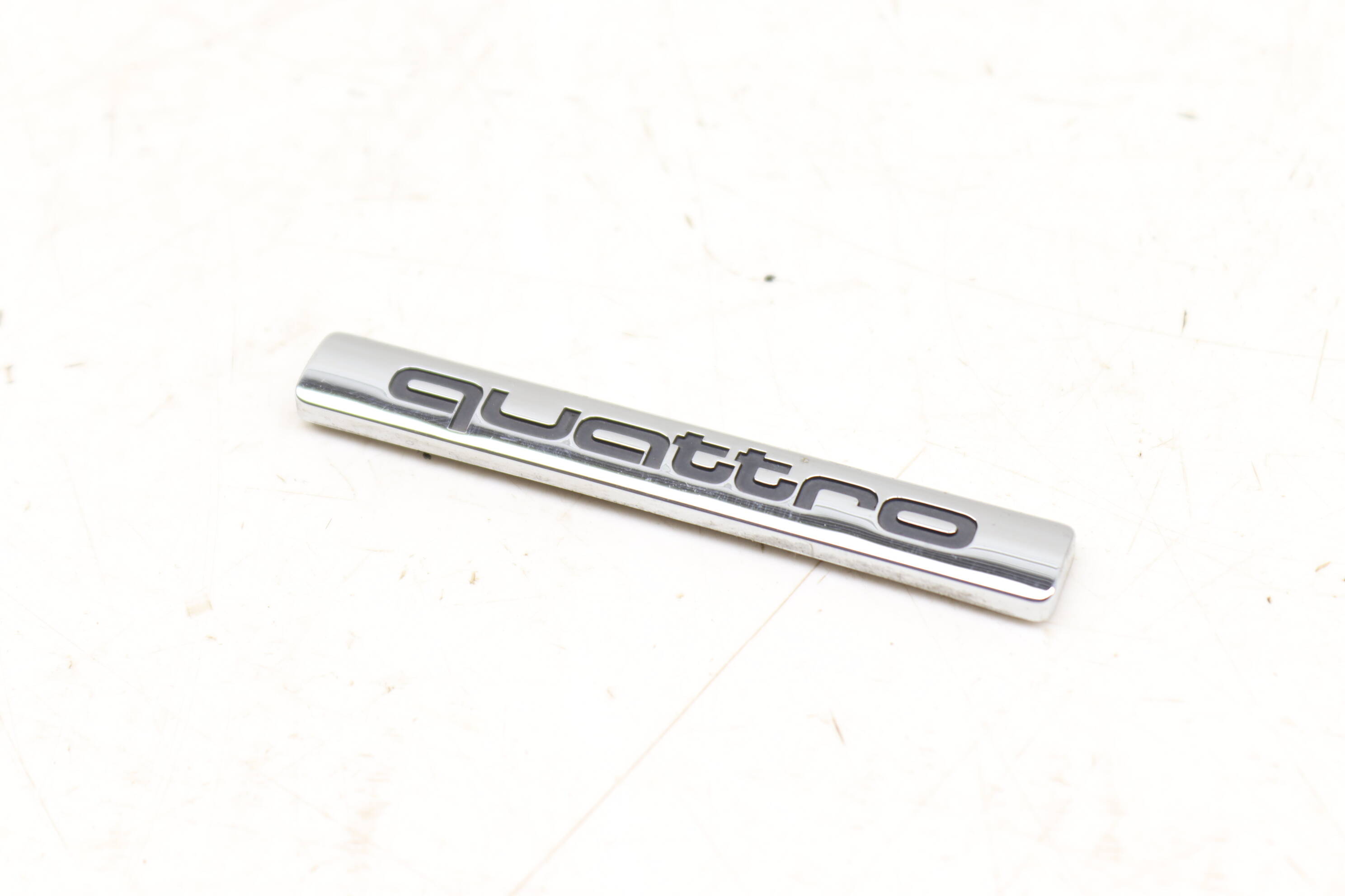 Trunk Emblem / Quattro Badge 8H0853737
