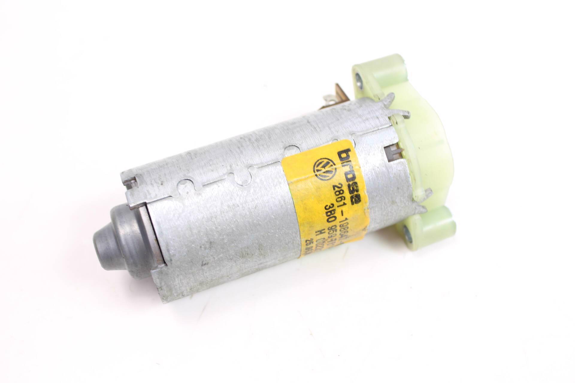 Front Tilt / Rake Seat Motor 3B0959761P