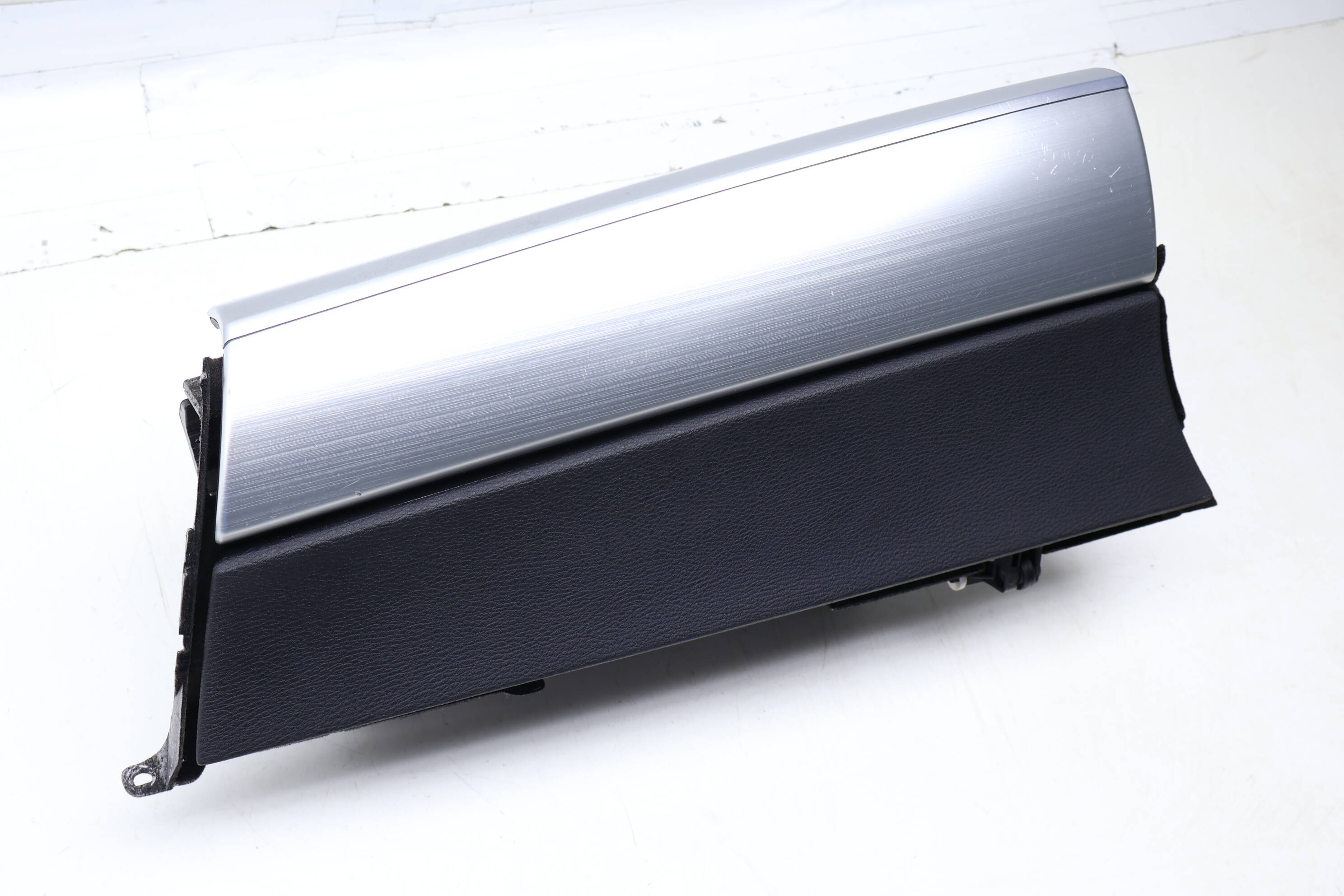 Dash / Glove Box Trim Panel 51459210978