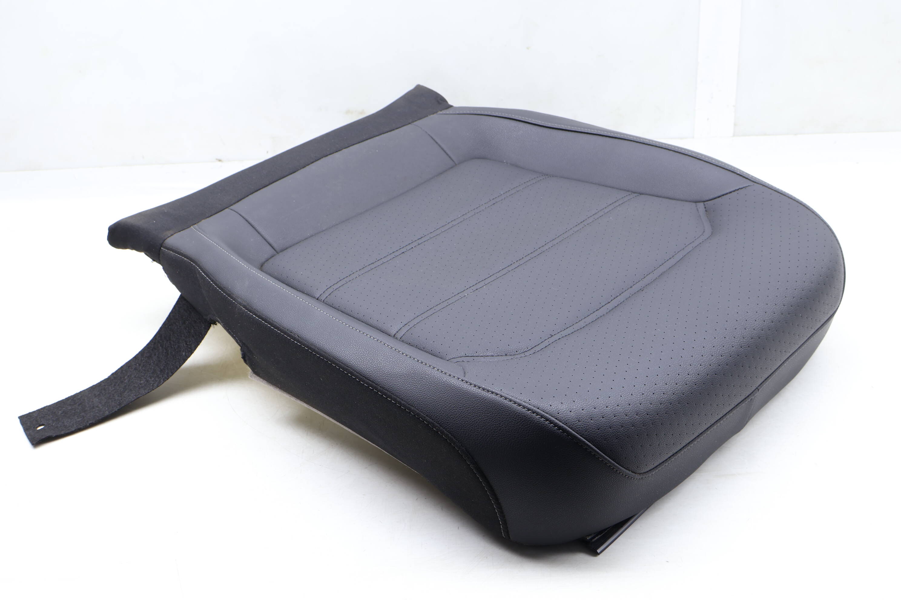 Lower Seat Bottom Cushion 561881405BF