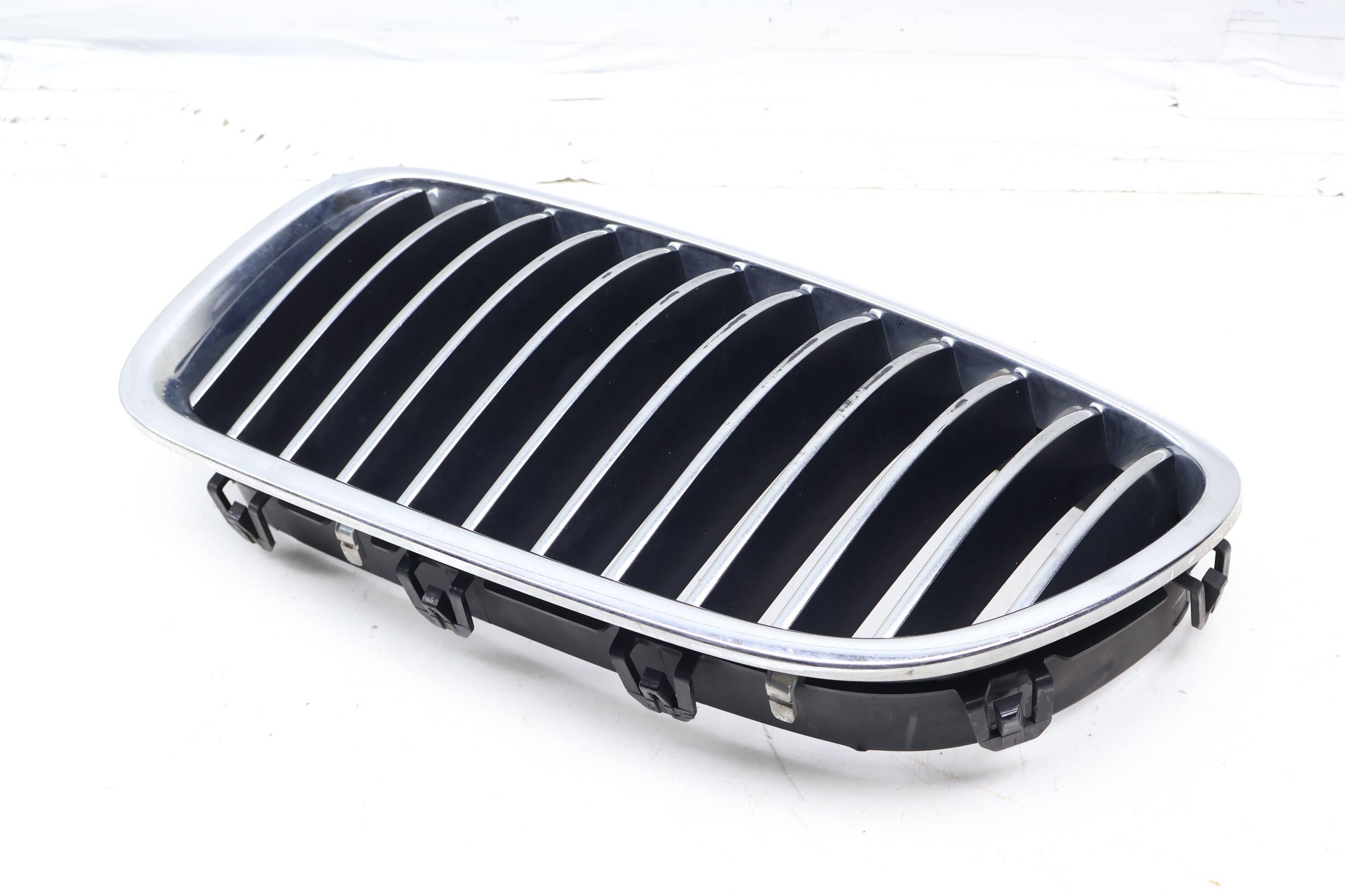 Bumper Grille 51137200727
