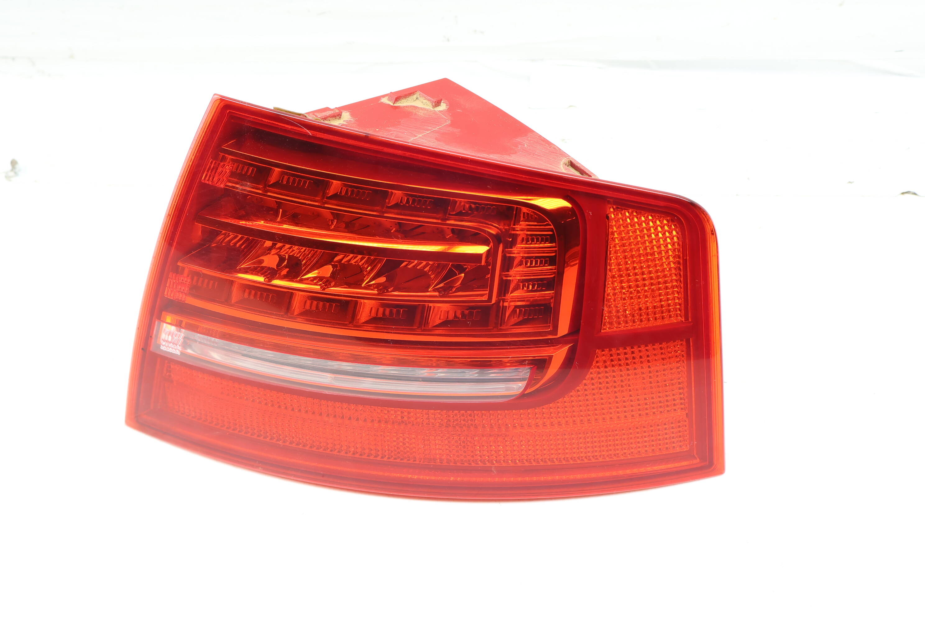 Outer / Quarter Tail Light / Lamp 4E0945096D
