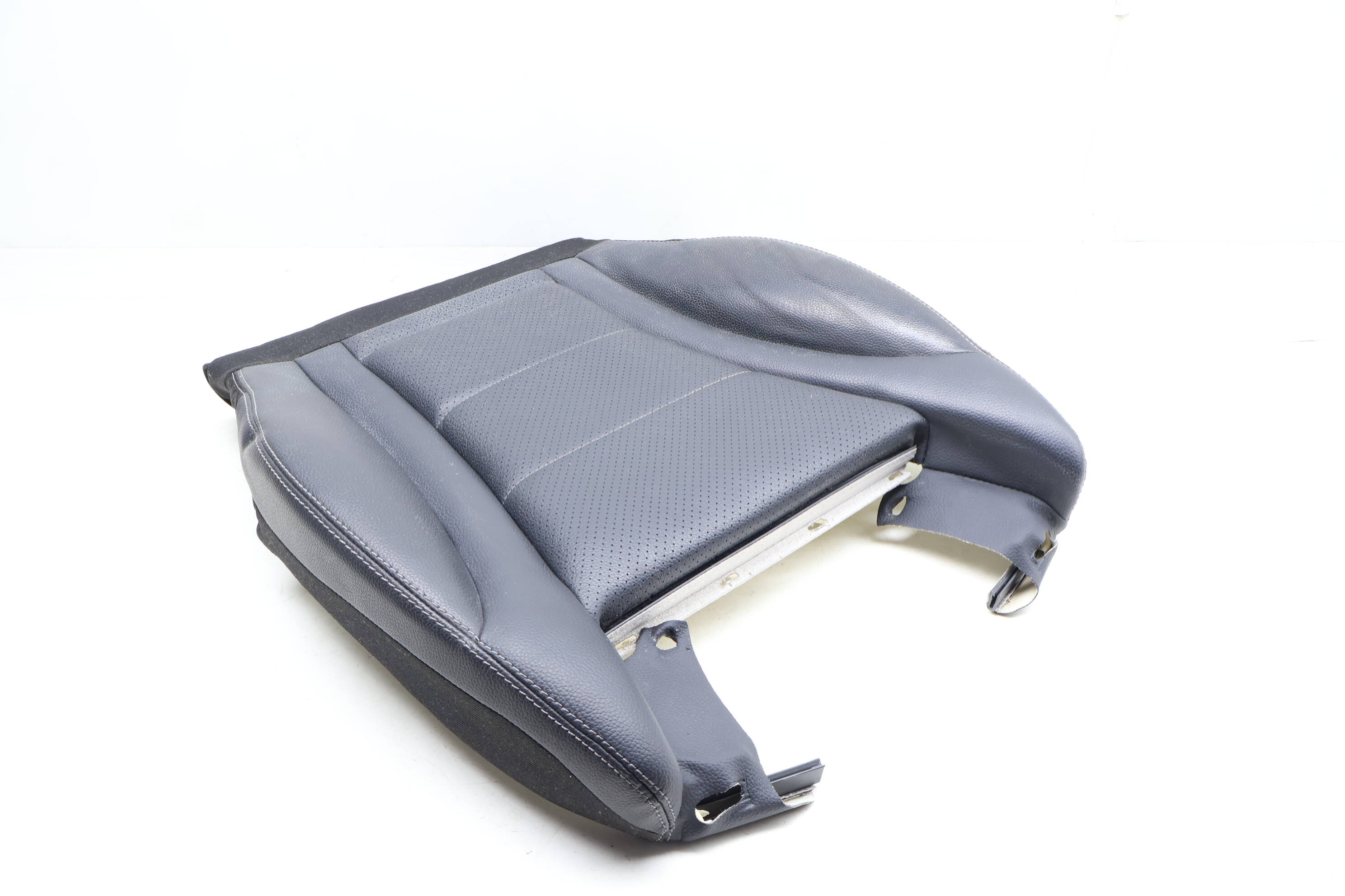 Lower Seat Bottom Cushion 2059101942