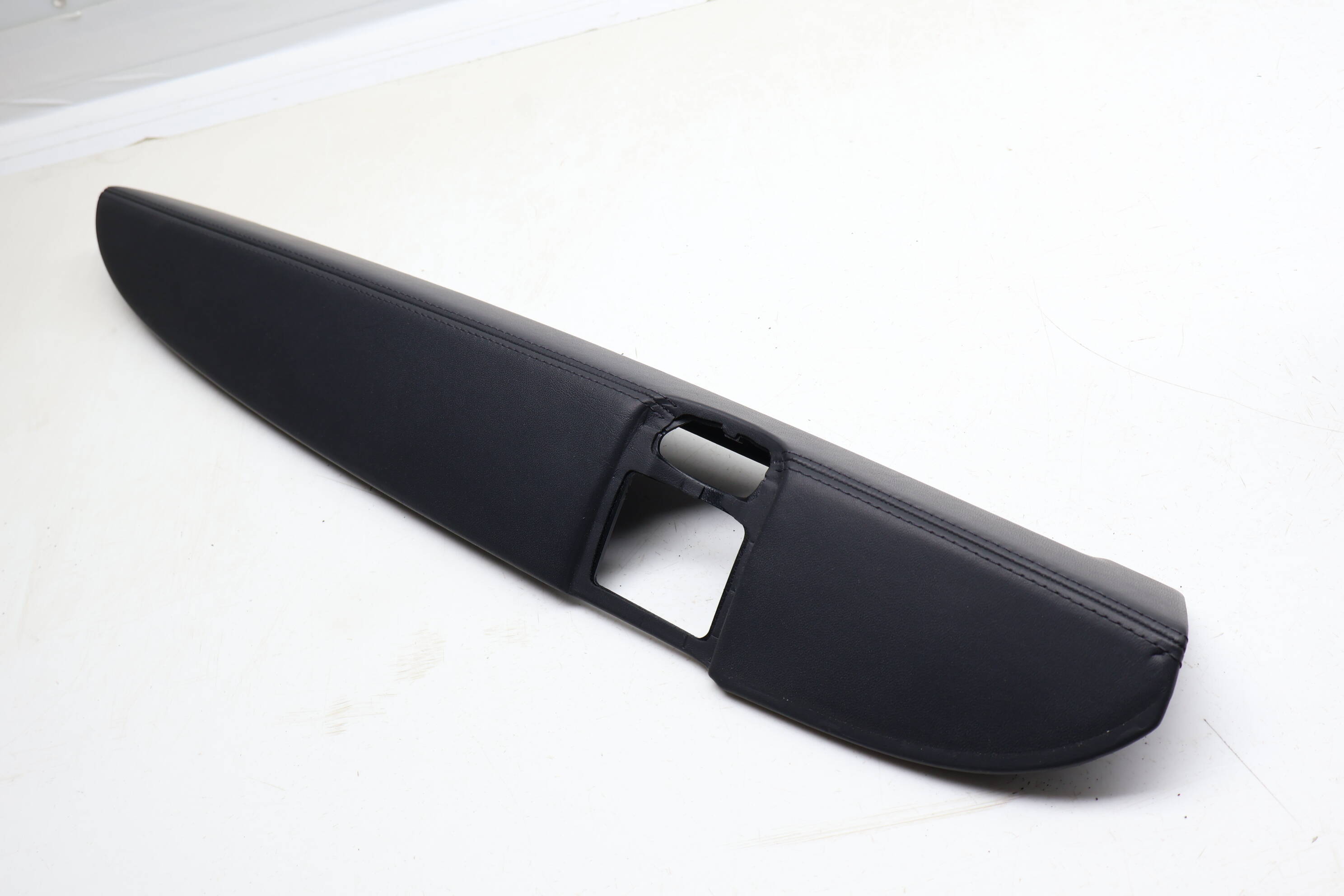 Door Panel Pull / Armrest 8J1867174A