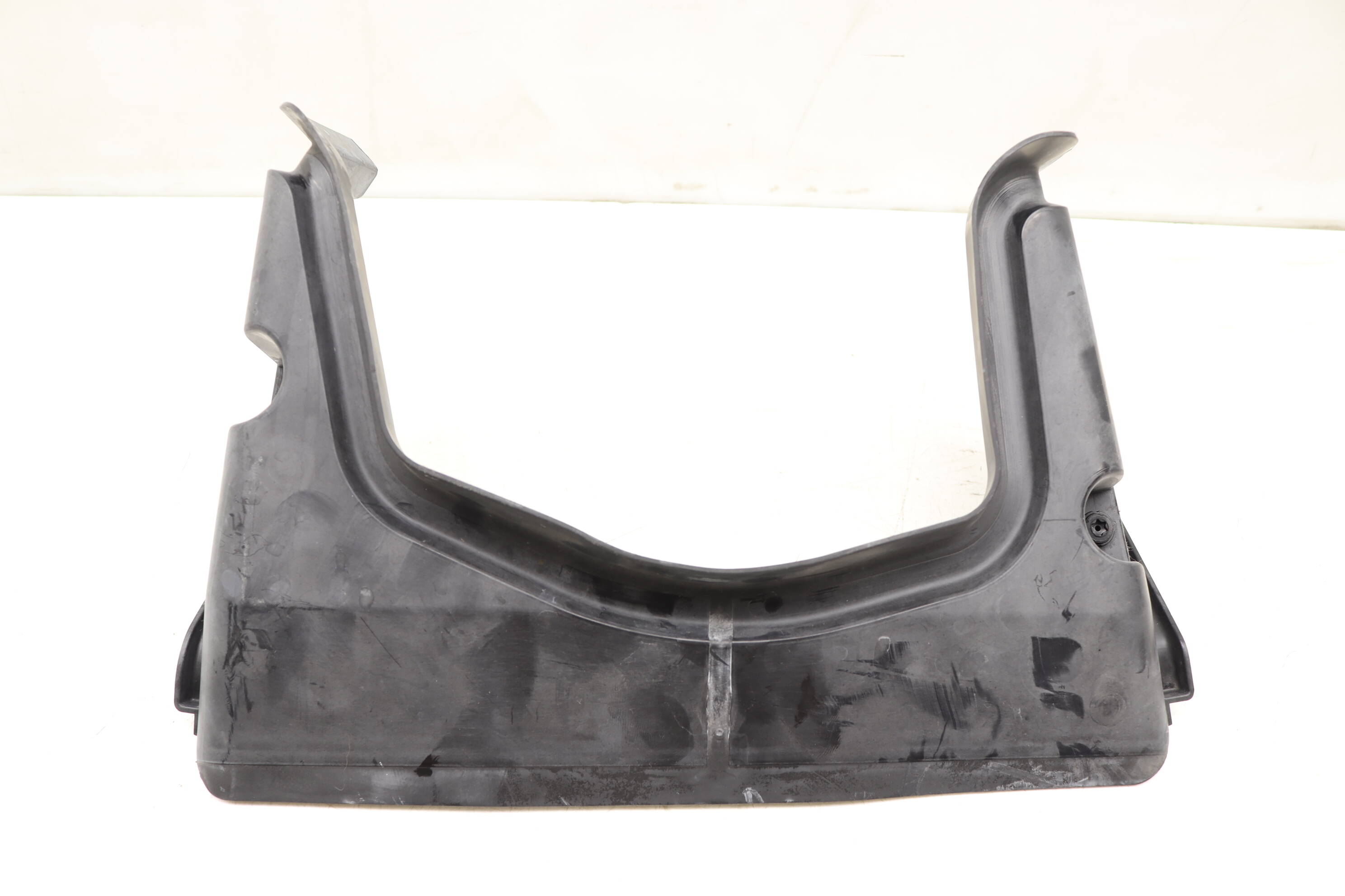 Rain Channel / Cabin Air Filter Cover 8W1819979A