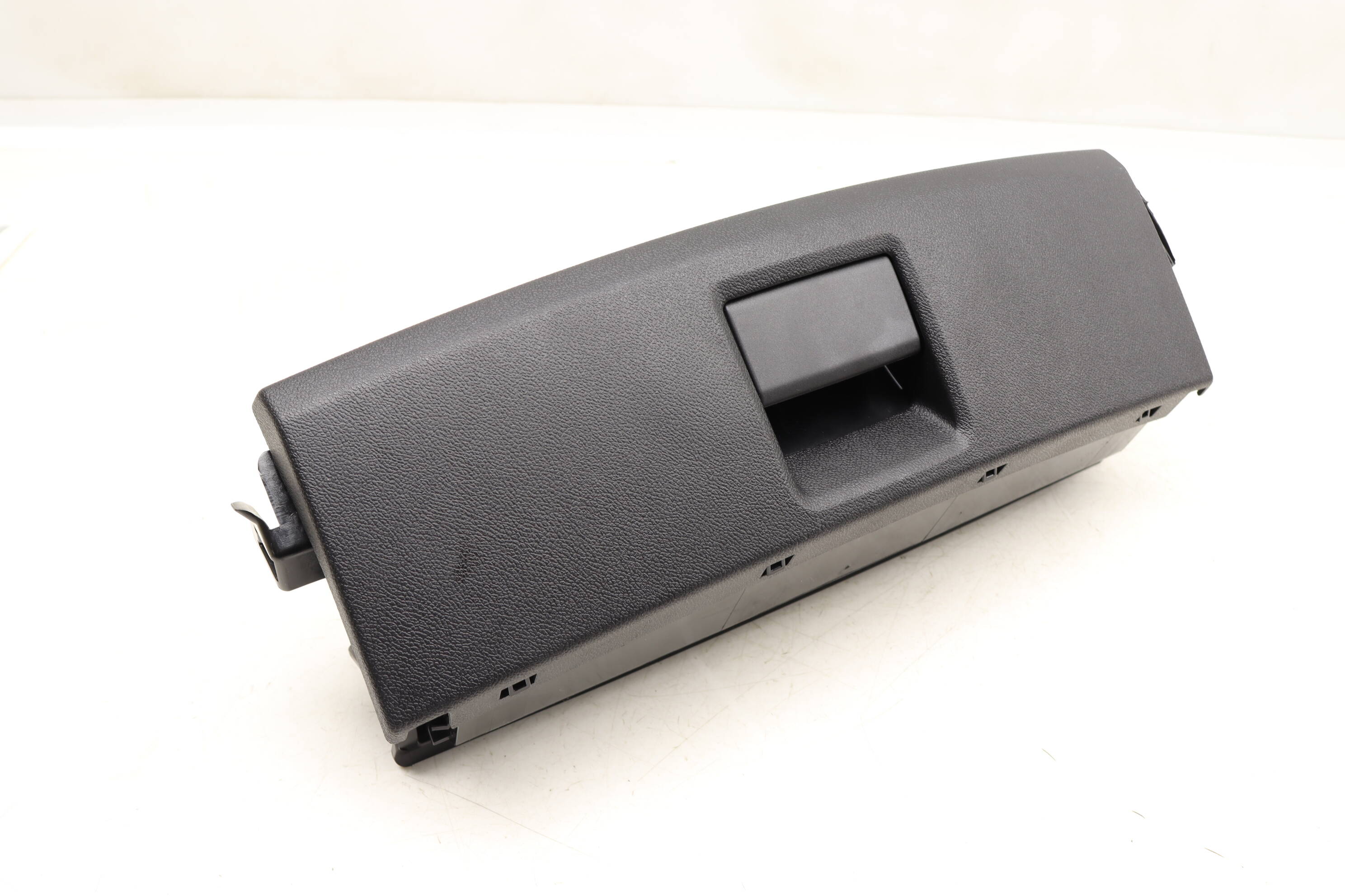 Seat Storage Bin / Drawer / Tray 9Y0882601