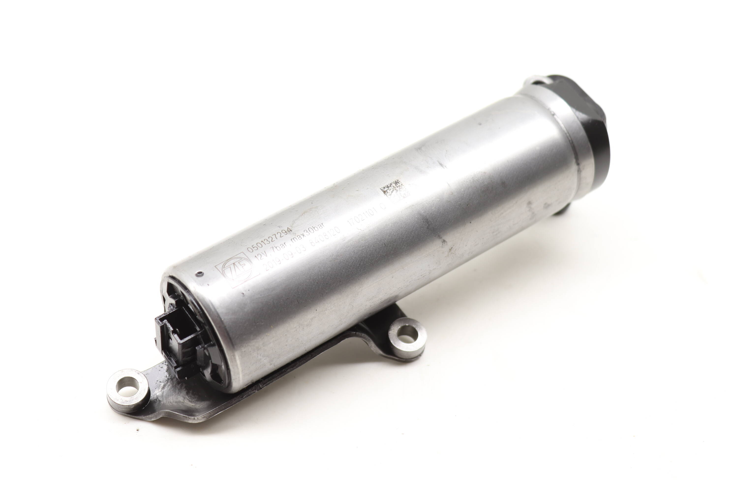 きほ ホリ ZXE24HLR7 - Spark Plug | Spareto