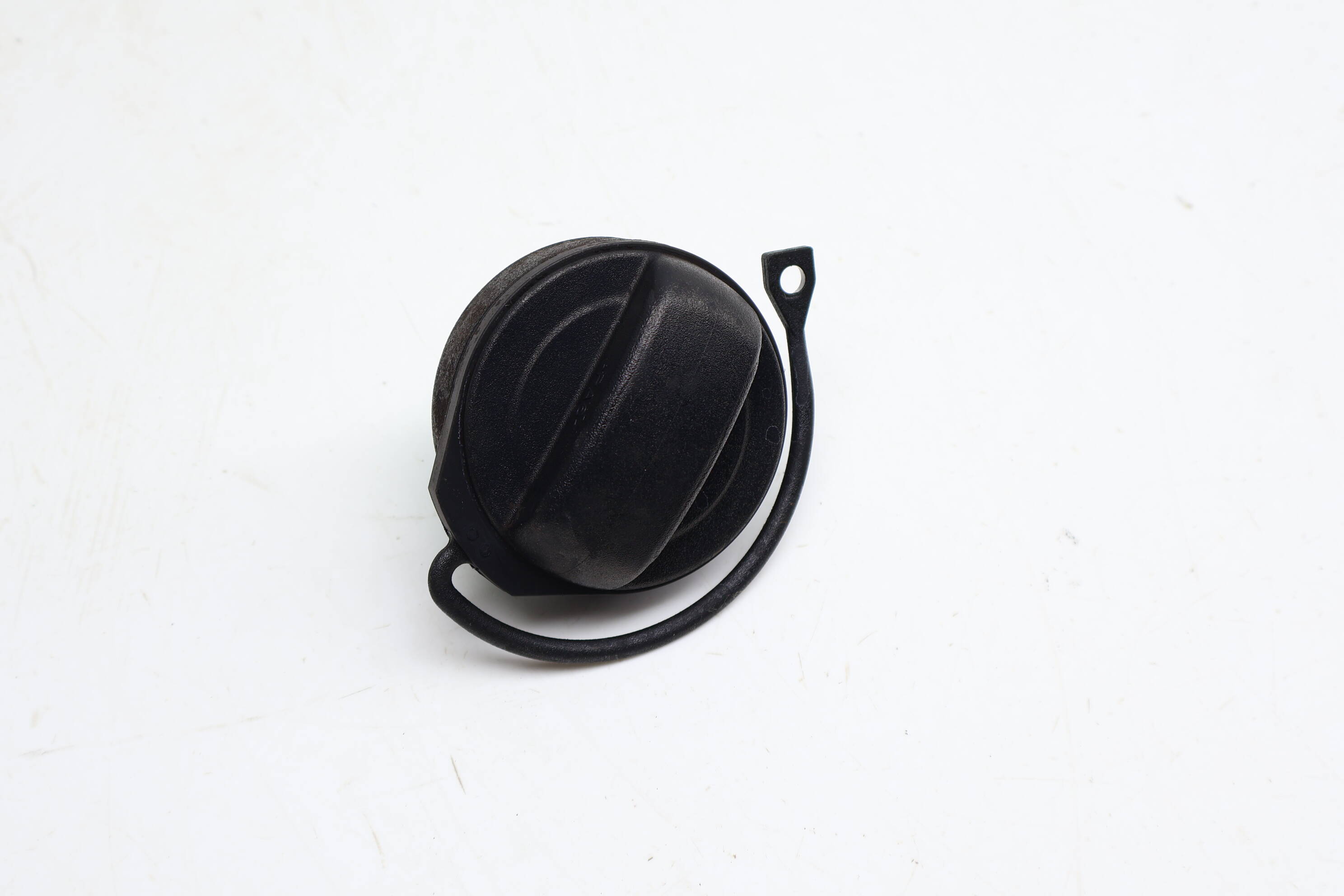Fuel / Gas Cap 97020154102