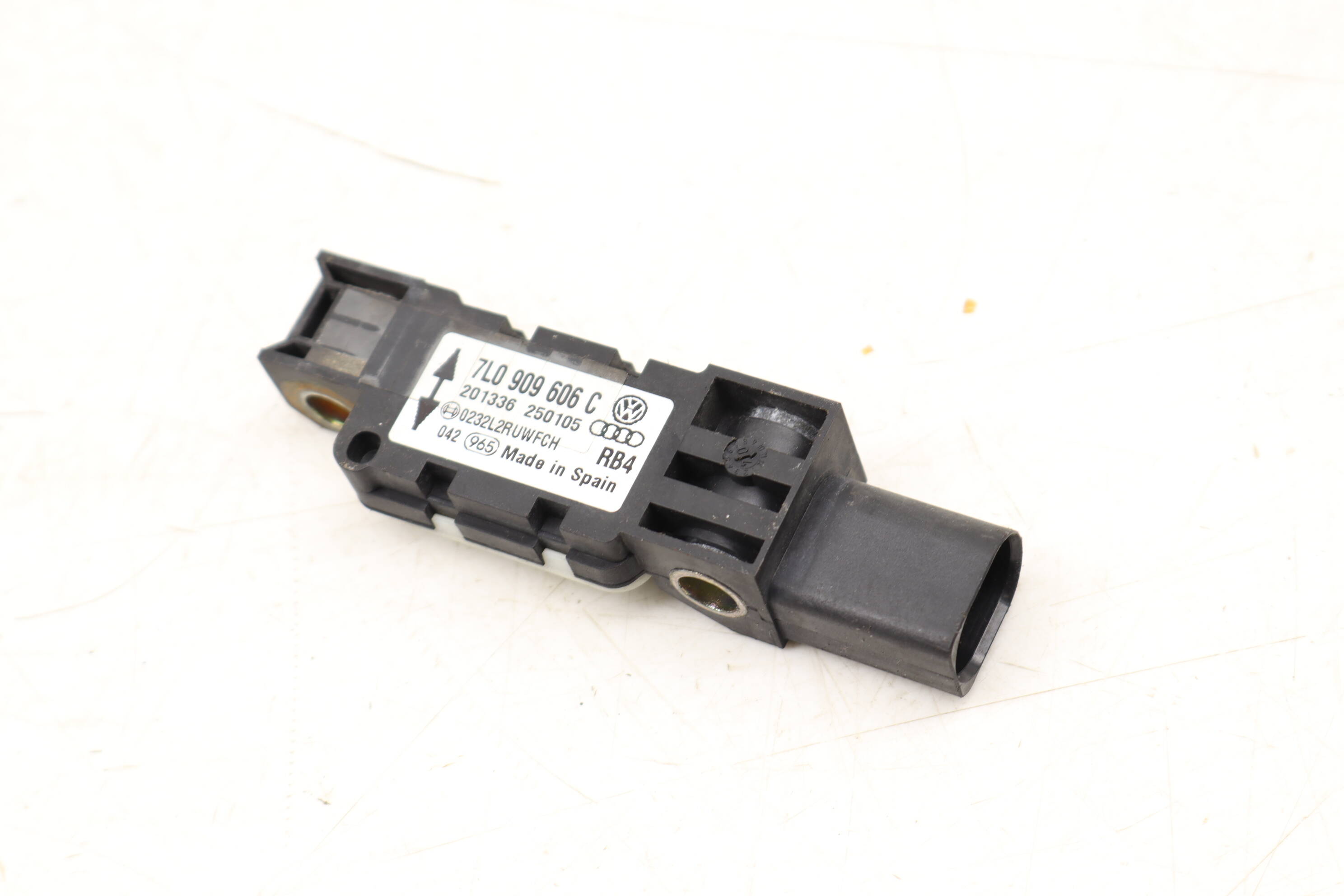 Impact / Crash Sensor 7L0909606C 95561822011