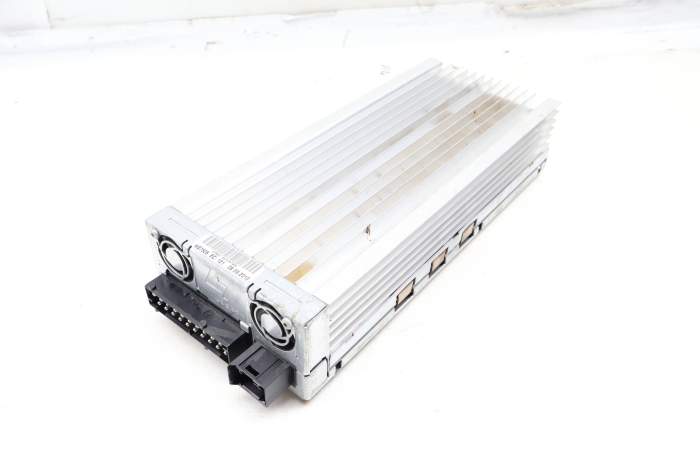 Harman Kardon Amplifier / Amp 65129218086 main product photo