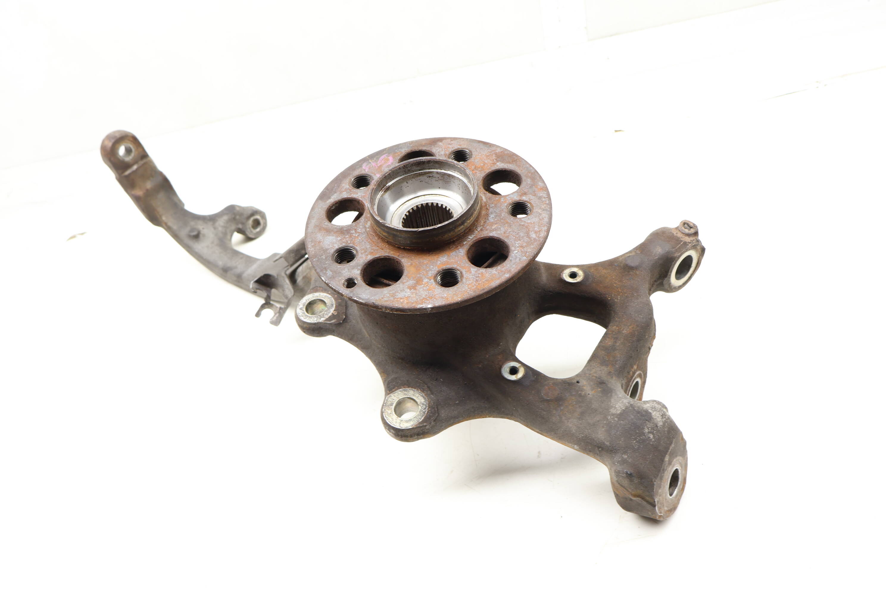 Spindle Knuckle W/ Wheel Bearing 2213324401