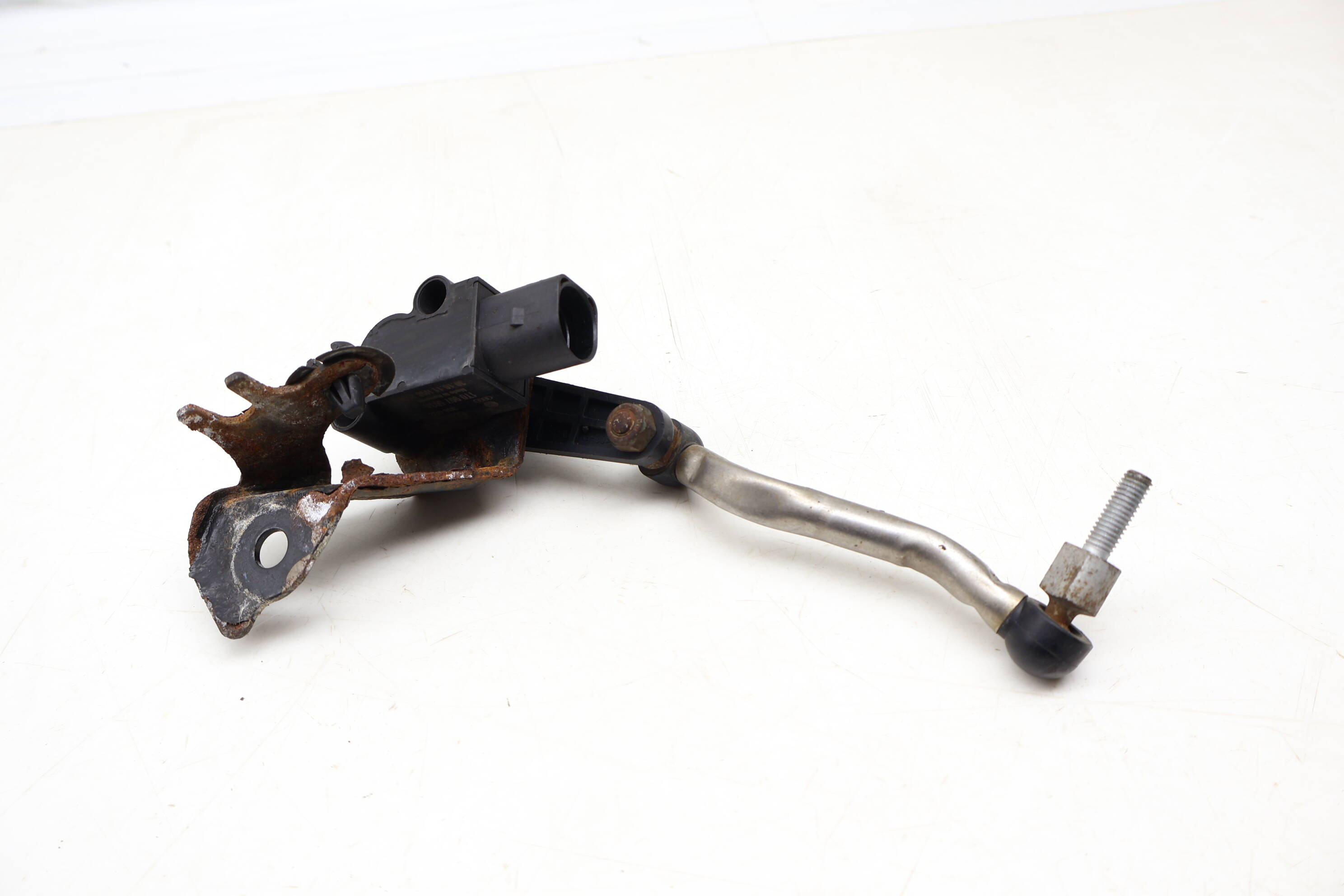 Headlight Leveling Sensor 8K0941285P