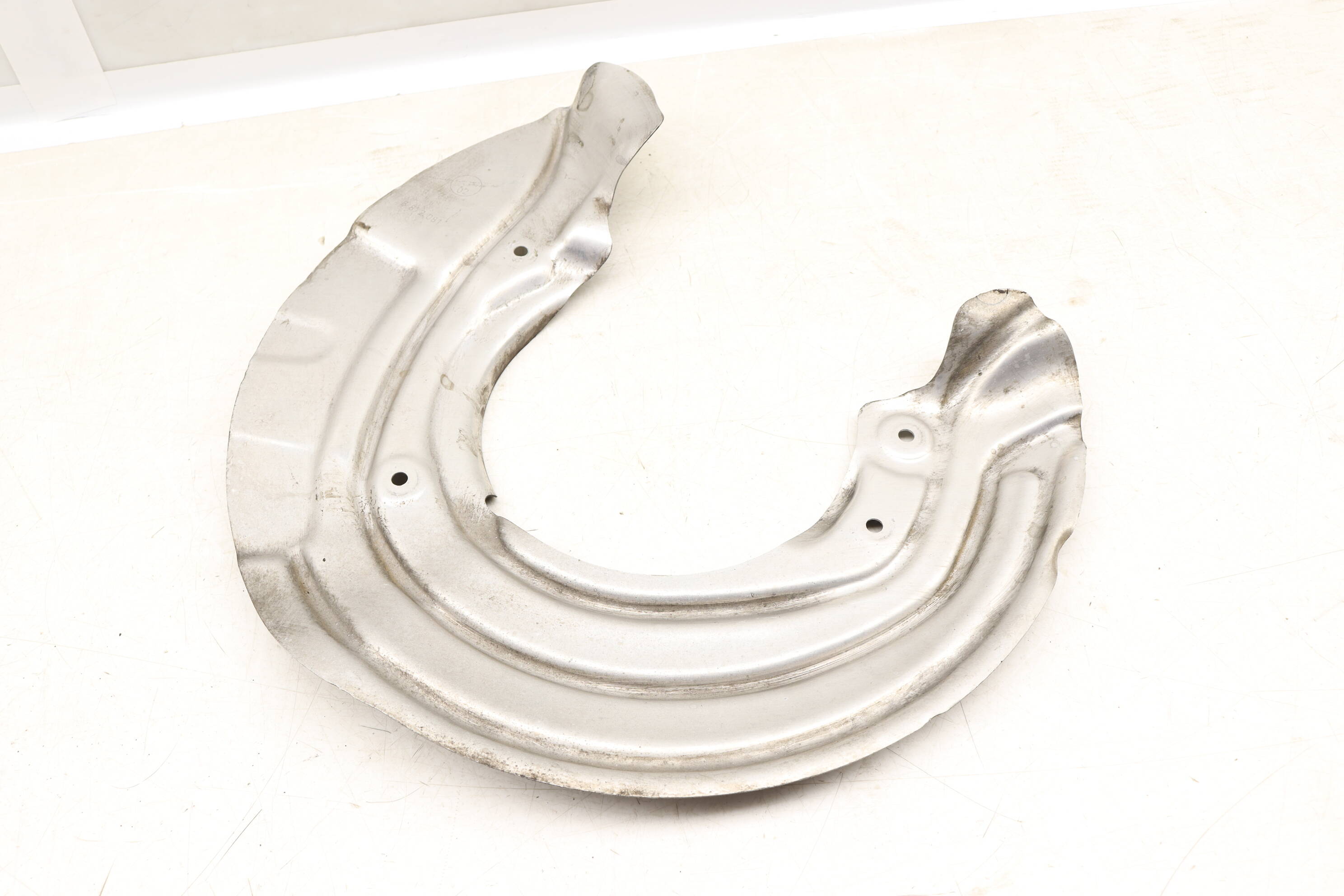 Brake&#x20;Dust&#x20;&#x2F;&#x20;Splash&#x20;Shield&#x20;34116872081