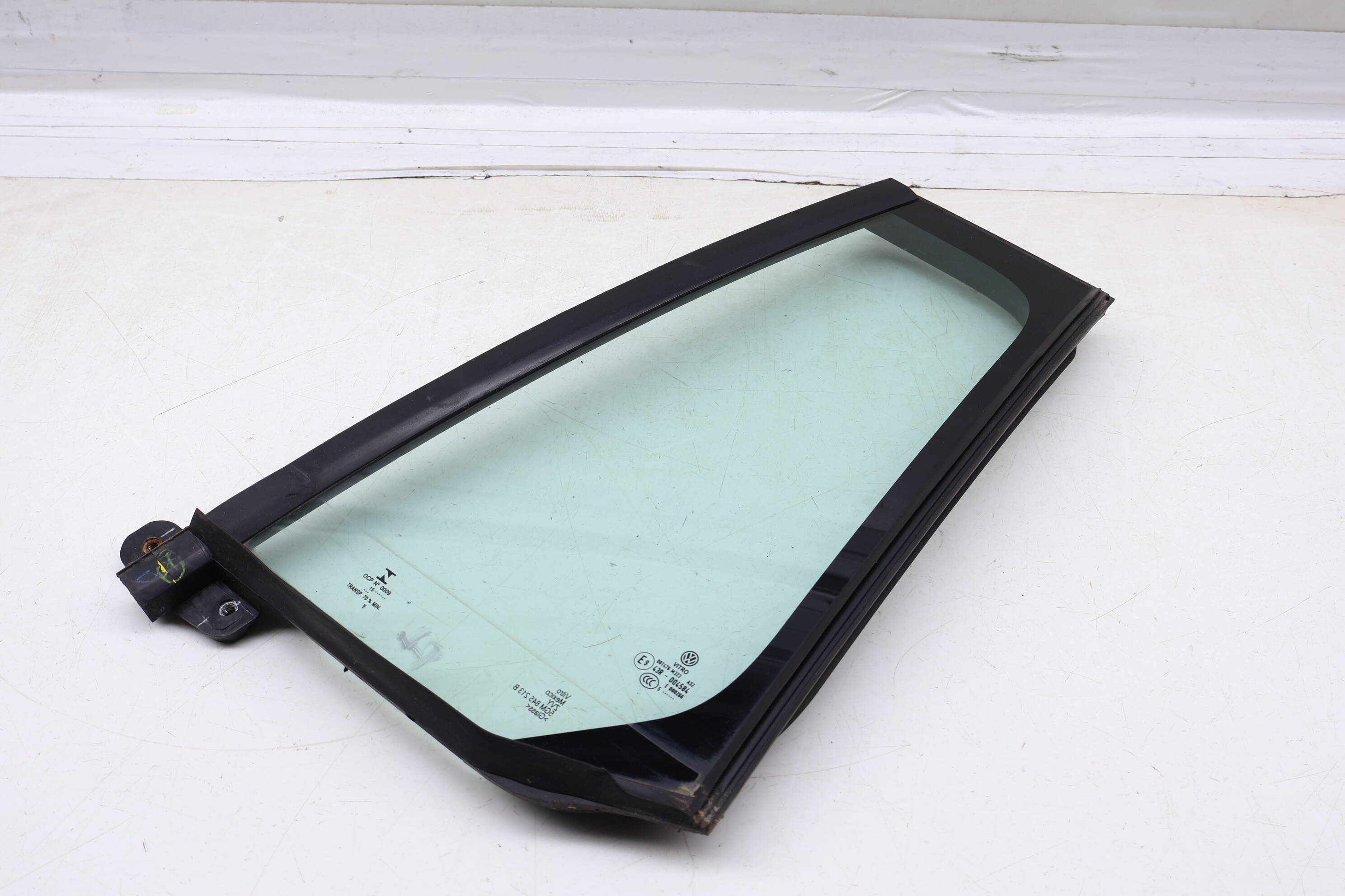 Door Window Vent Glass 5GM845213B