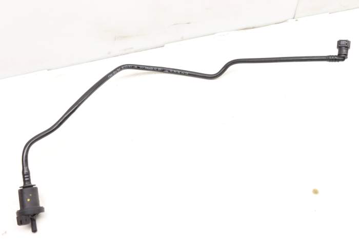 Fuel Valve / Breather Line 98711012801 main product photo