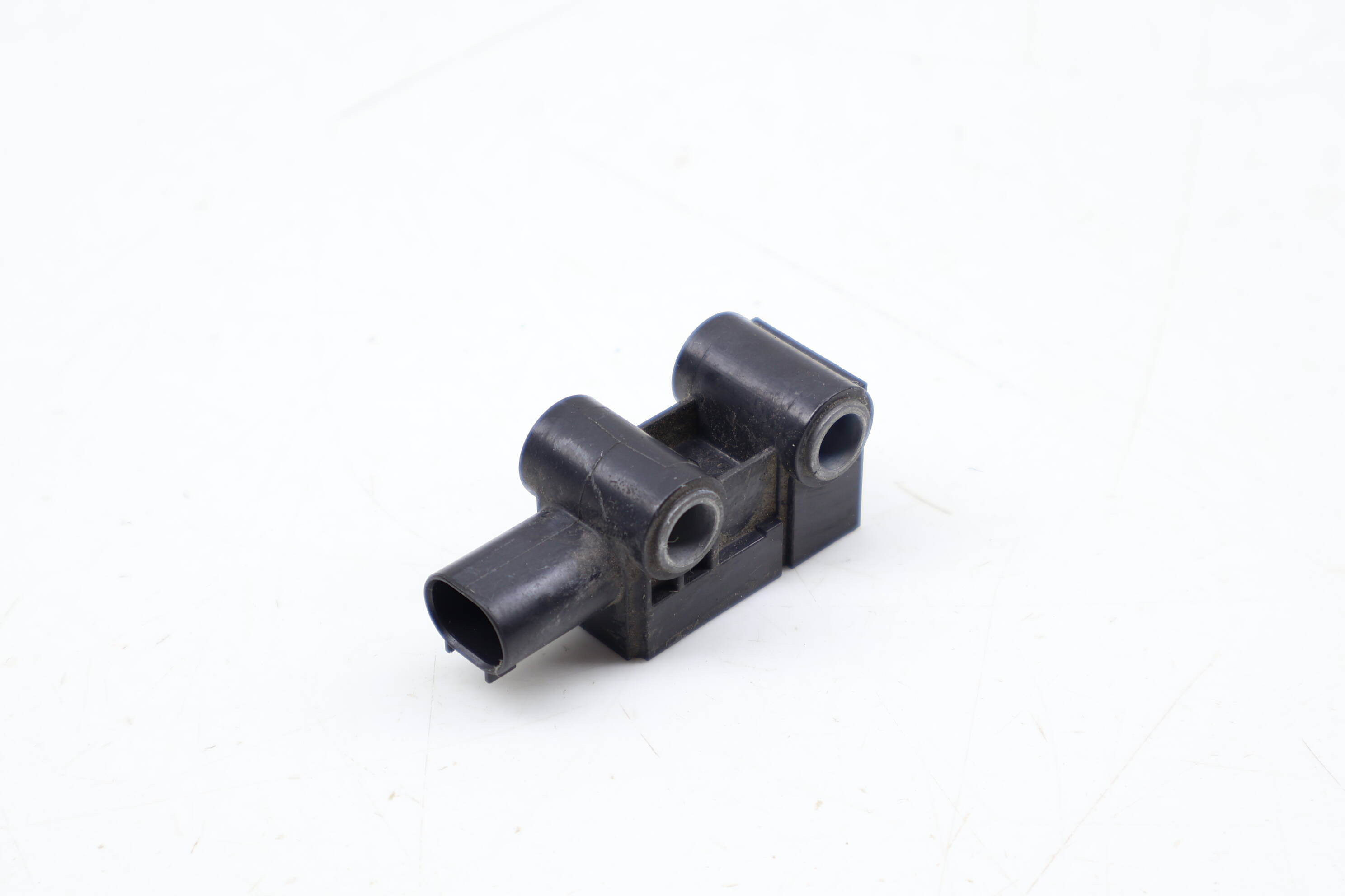 Impact / Crash Sensor 65779224176