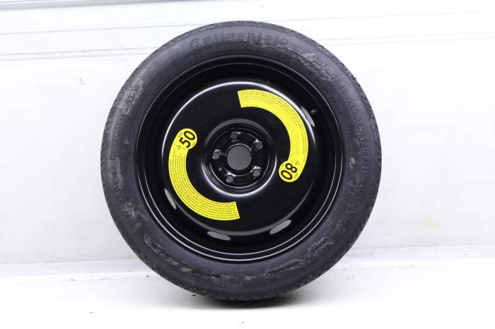 18" Inch Compact Spare Tire / Wheel 5N0601027E main product photo