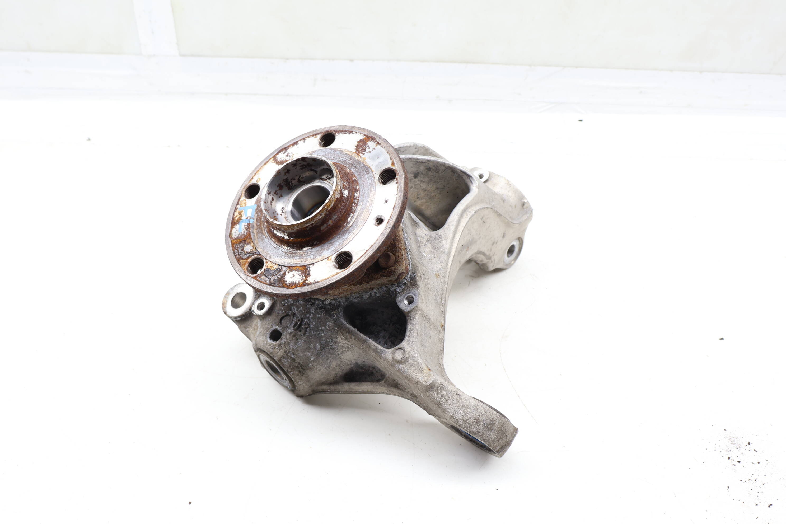 Spindle Knuckle W/ Wheel Bearing 5QM407257