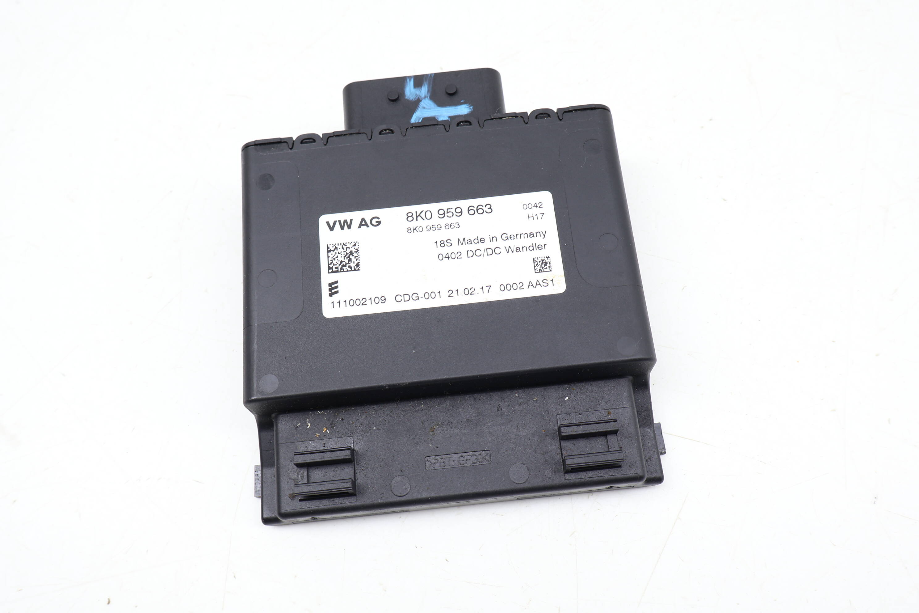 Voltage Stabilizer Control Module 8K0959663