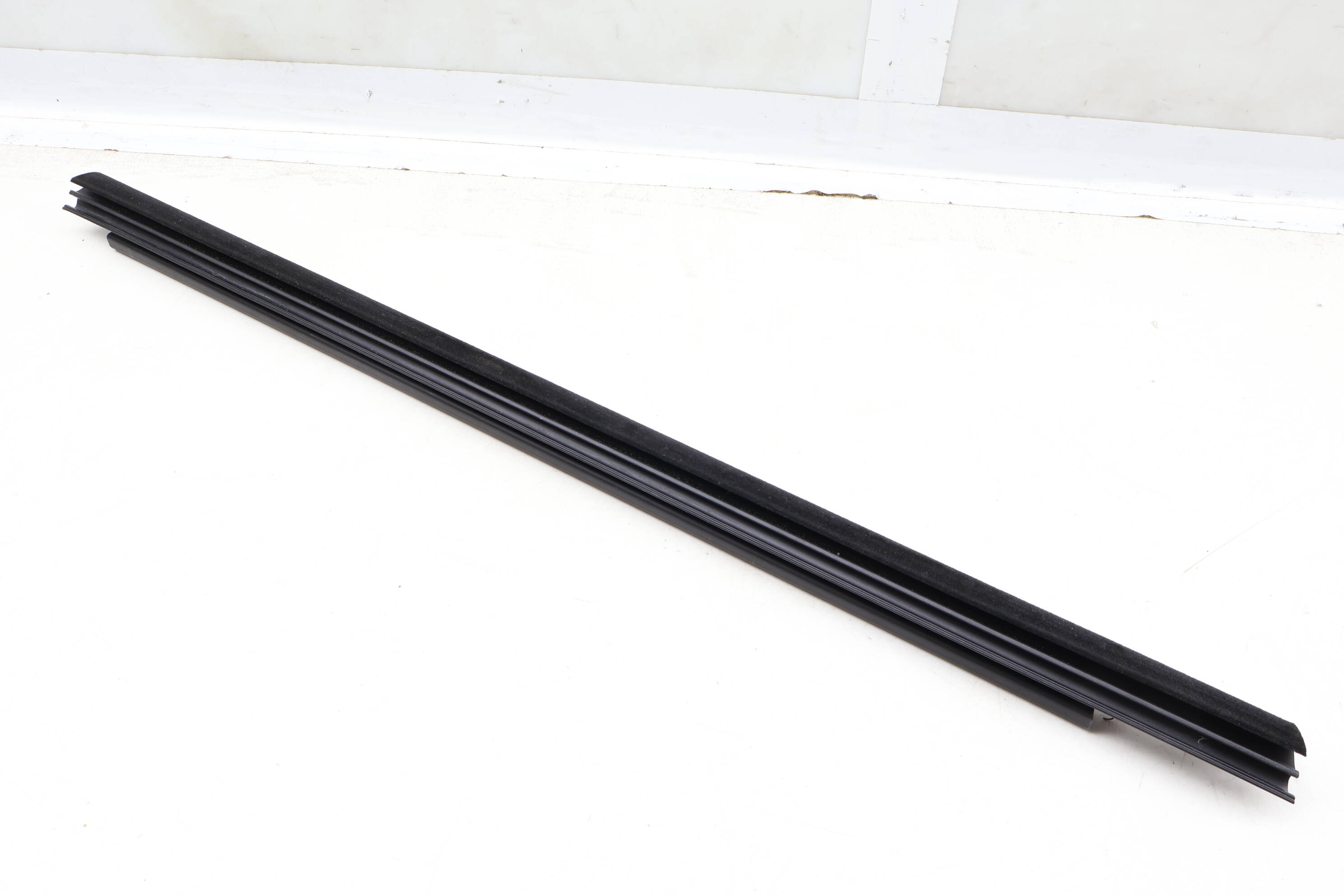 Door Seal / Weather Stripping (Inner) 51337178004