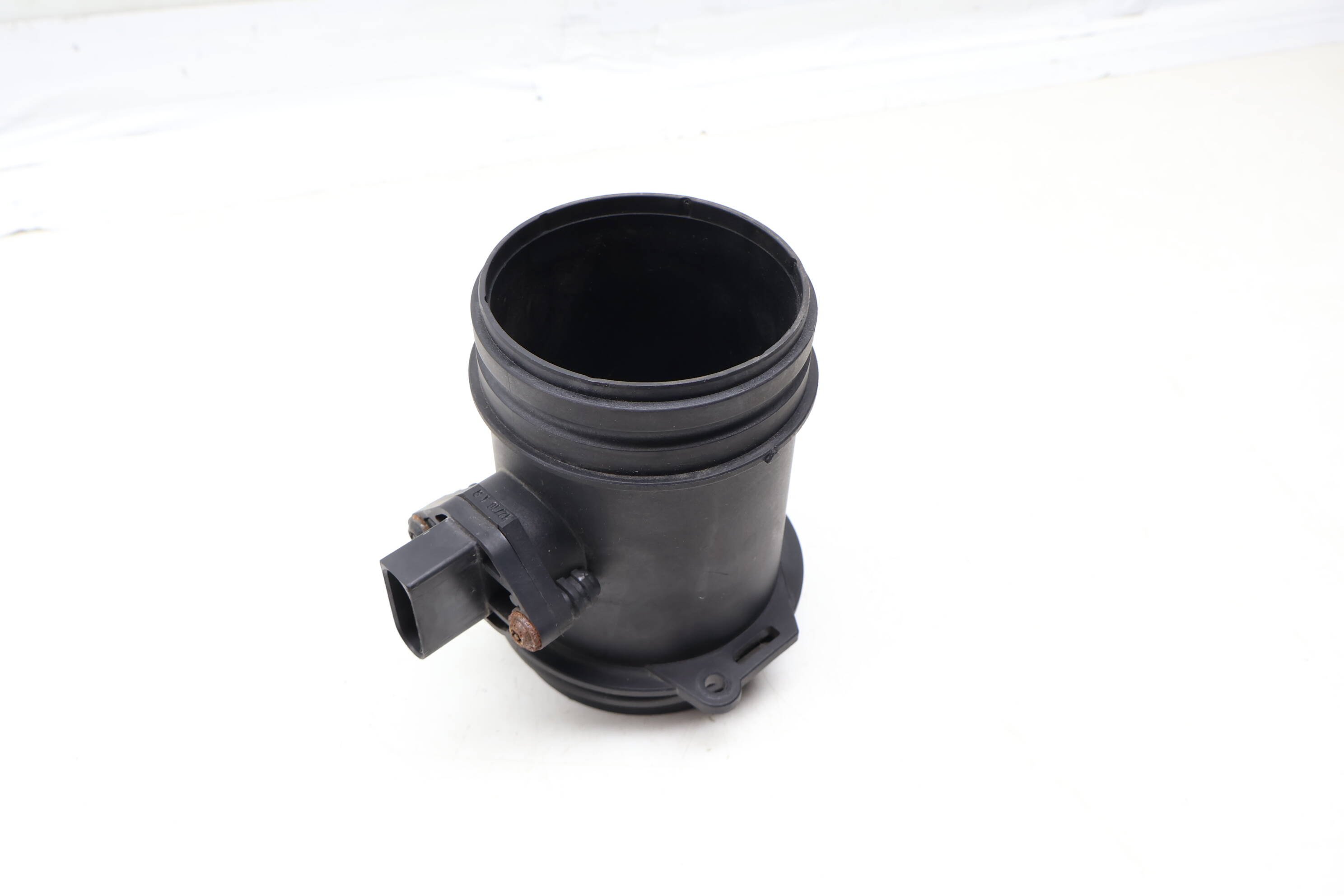 Mass Air Flow Sensor / Maf 077133471J
