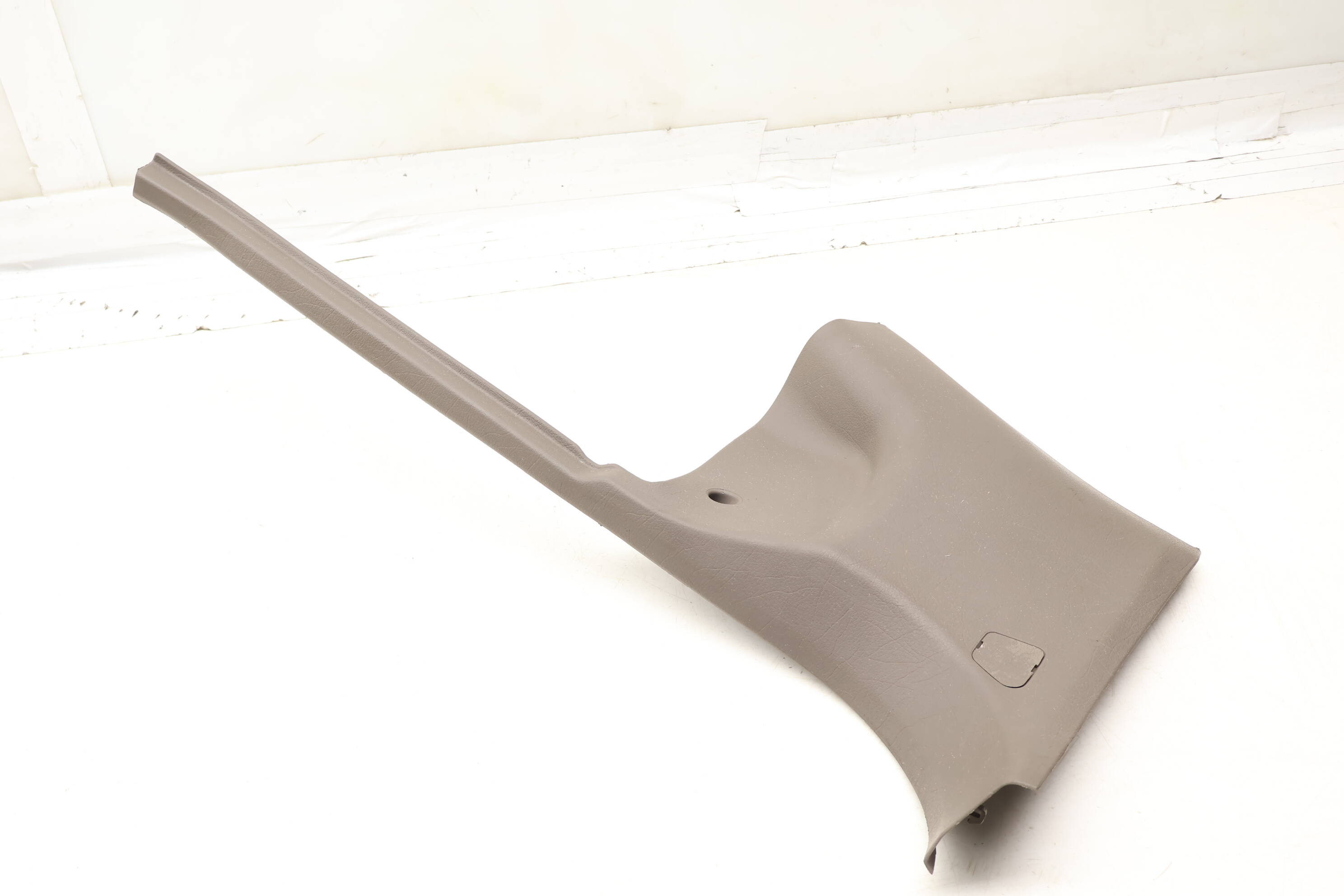 Lower A Pillar Trim / Kick Panel 4B0867271B