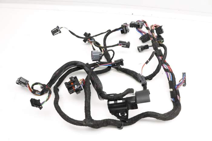 Seat Frame Wiring Harness 7P6971364BJ main product photo