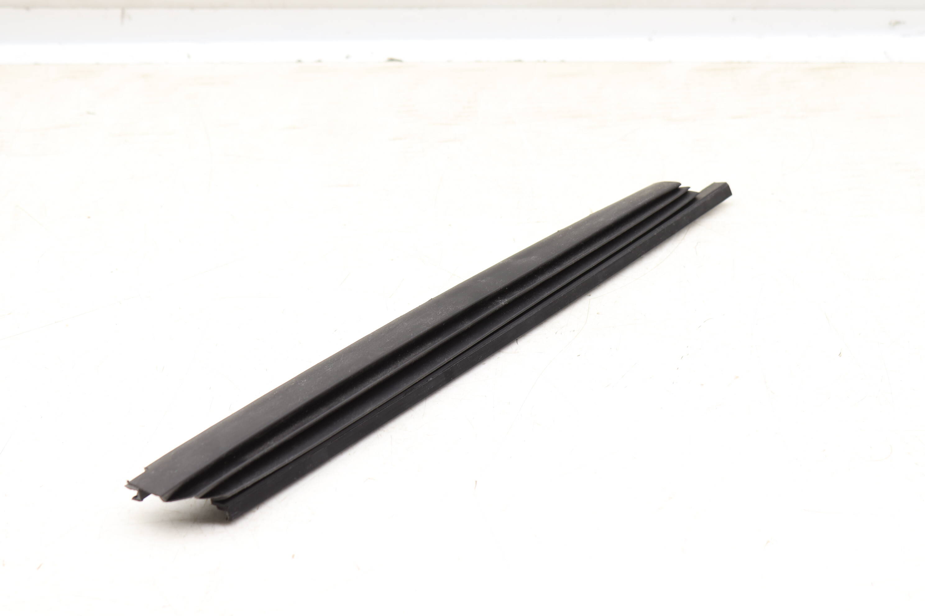 Audi Left Sunroof / Sun Roof Trim Cover 8D9877781