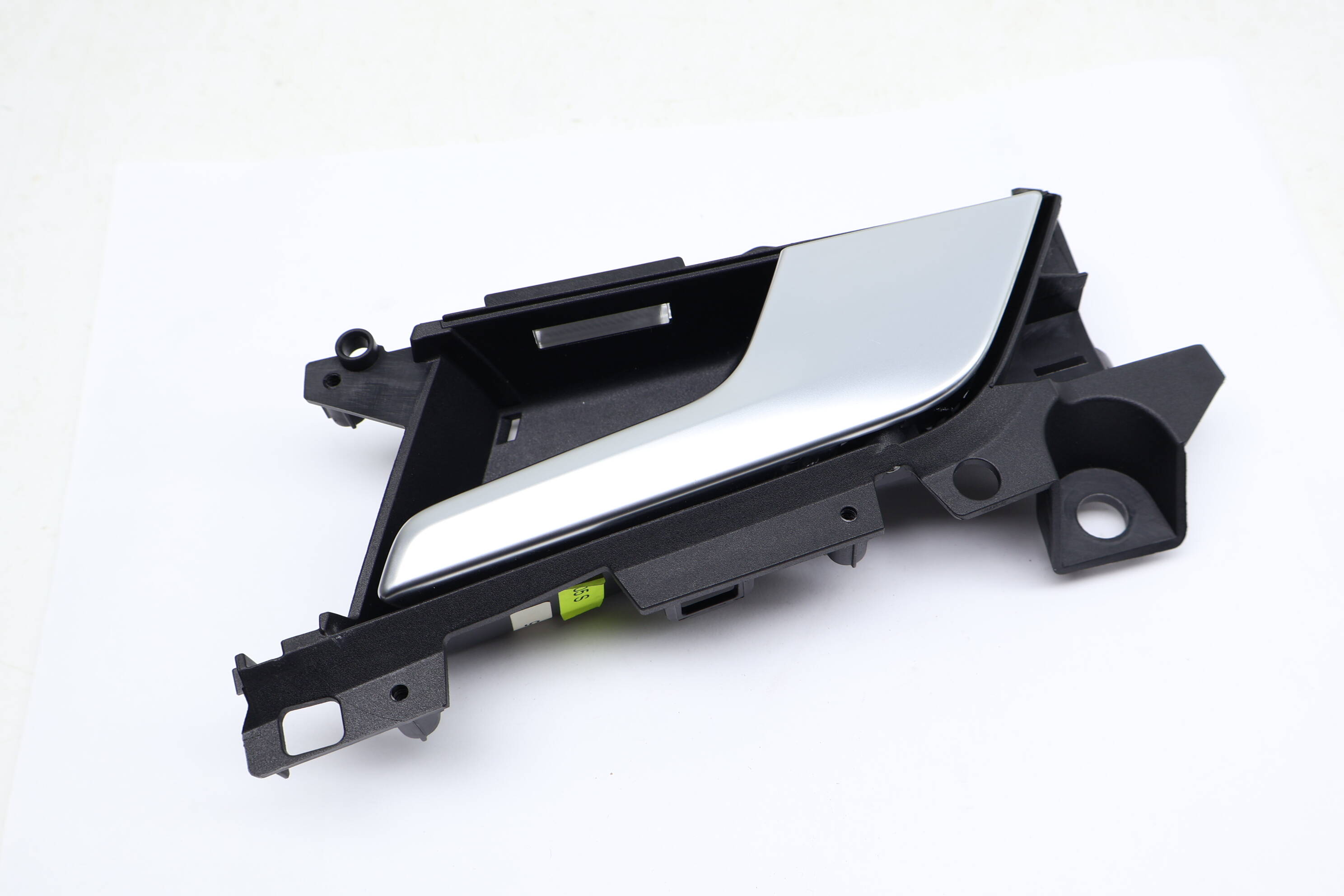 Interior Door Handle / Release 8W6837020G