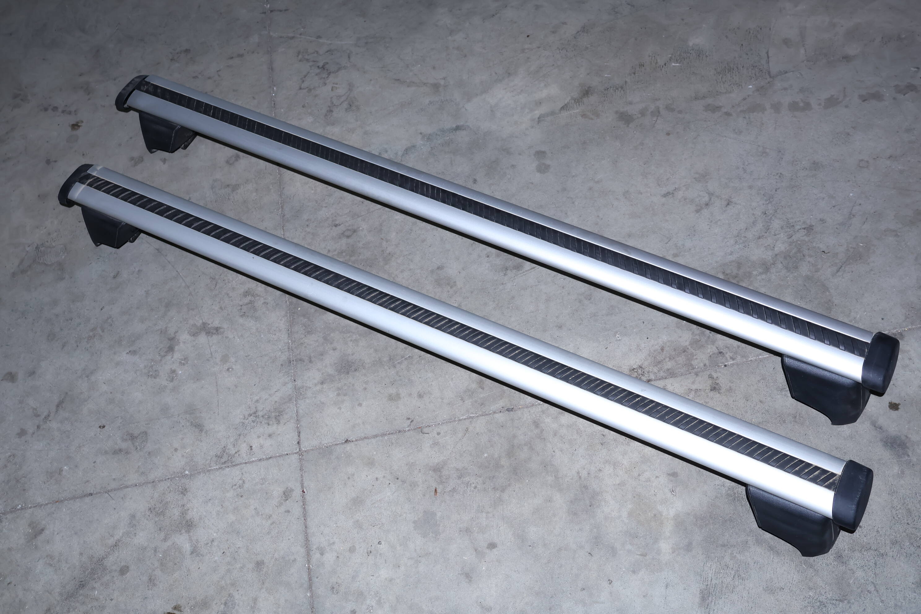 Roof Rack / Rail Set 8R0071151G